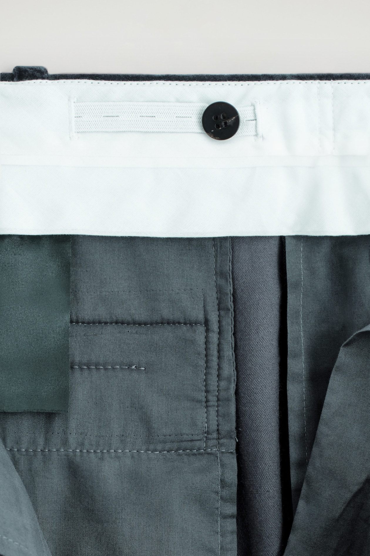 VELVET STRAIGHT-LEG TROUSERS — NAVY