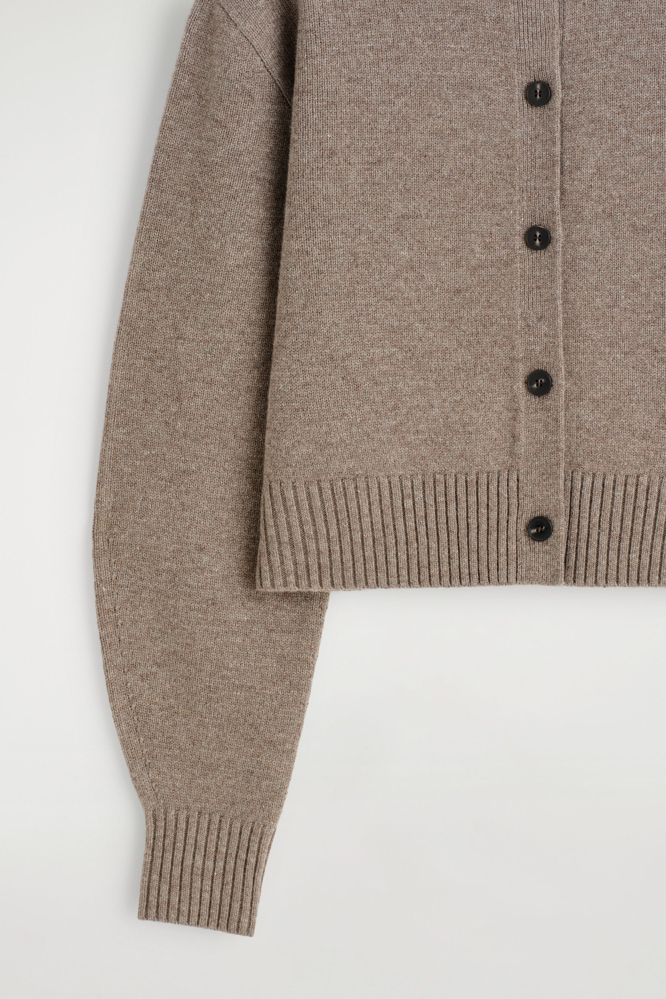 StillMedia/DescriptiveDetail