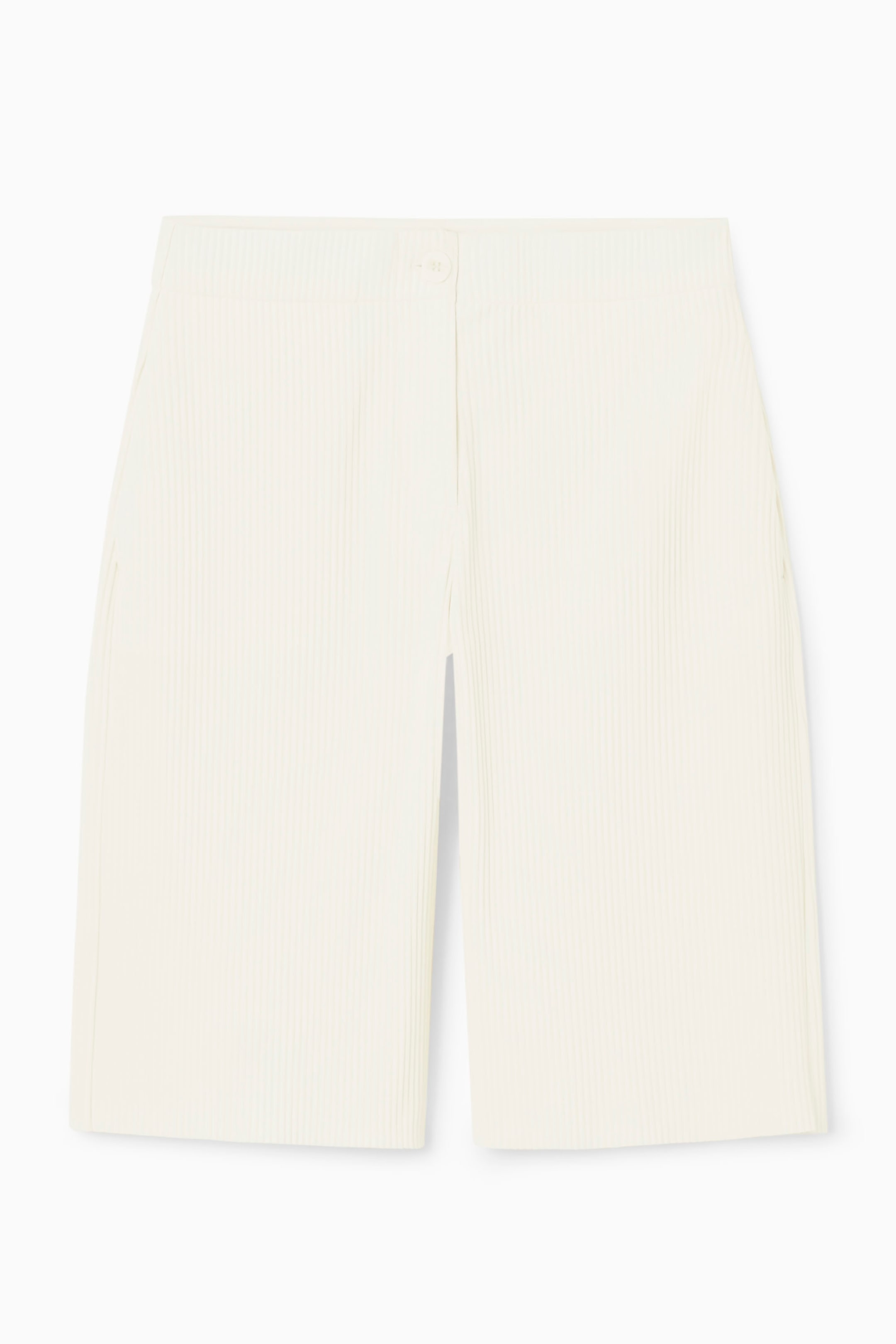 Grösseres Bild ansehen: BERMUDASHORTS MIT FALTEN - ELFENBEIN - DAMEN | H&M CH 1