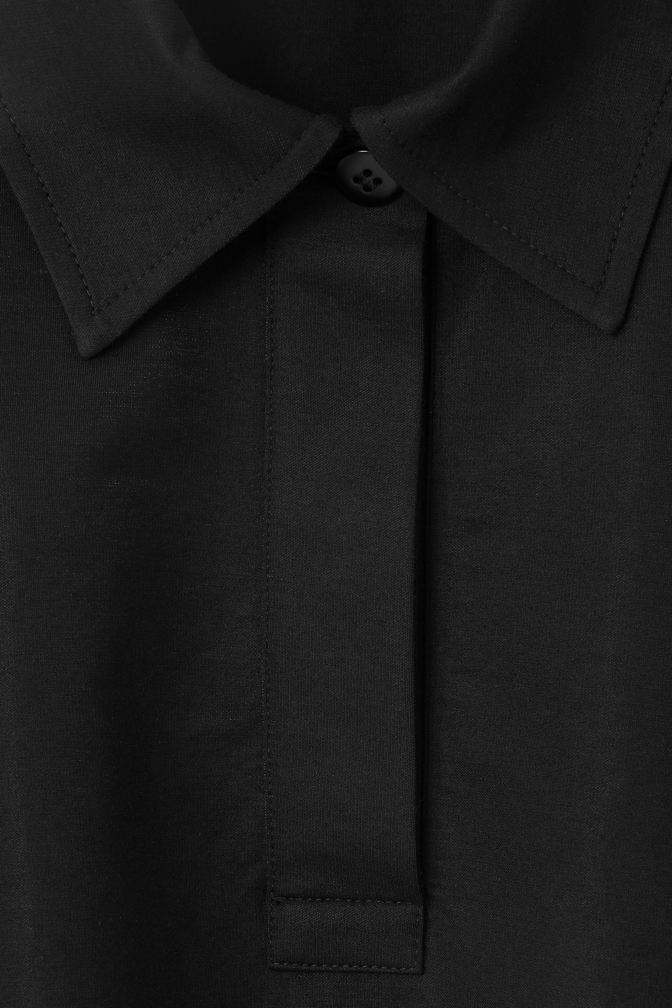 Grösseres Bild ansehen: POLOSHIRT AUS JERSEY - SCHWARZ - DAMEN | H&M CH 2