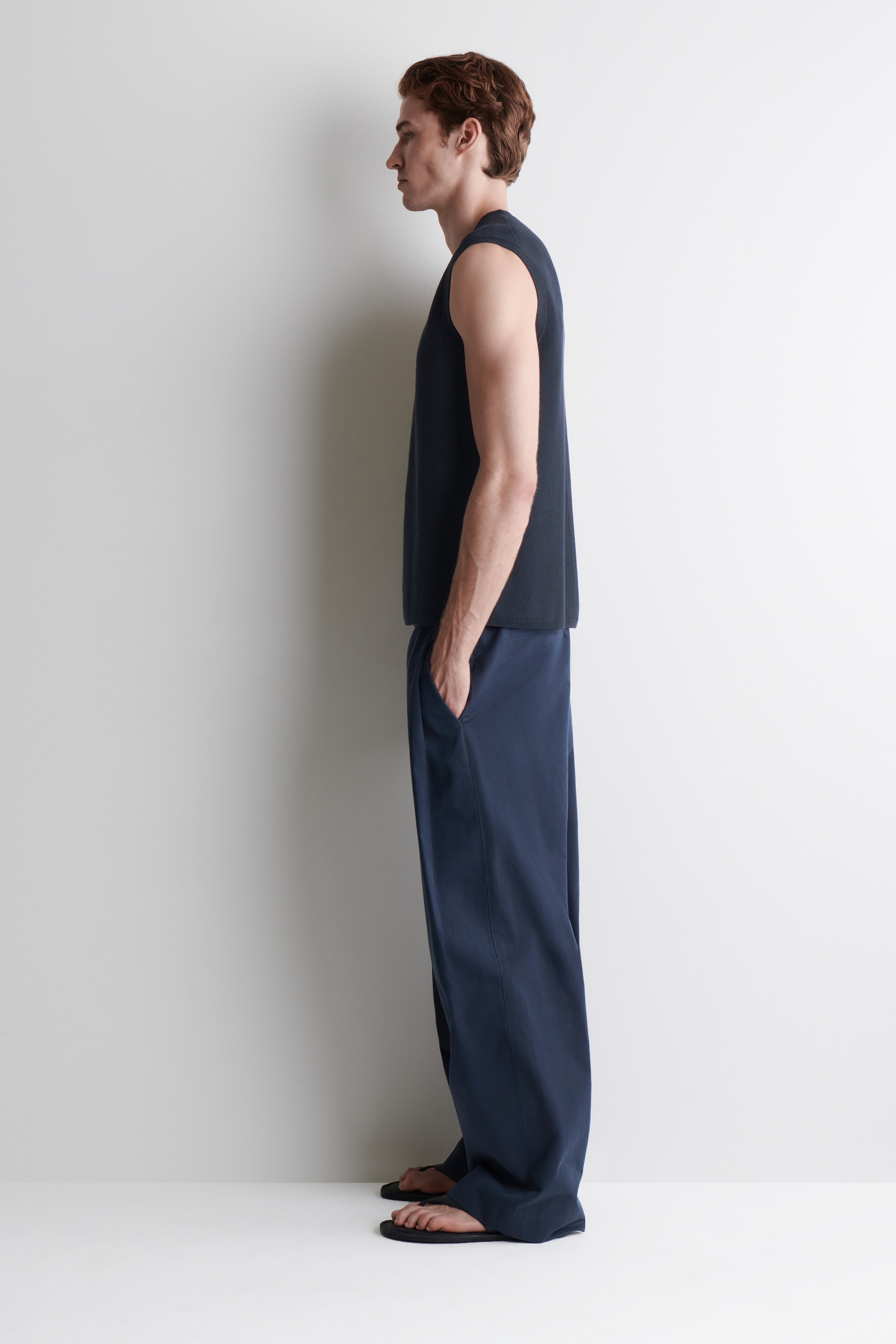 Grösseres Bild ansehen: TANKTOP MIT WABENSTRUKTUR - NAVYBLAU - HERREN | H&M CH 5