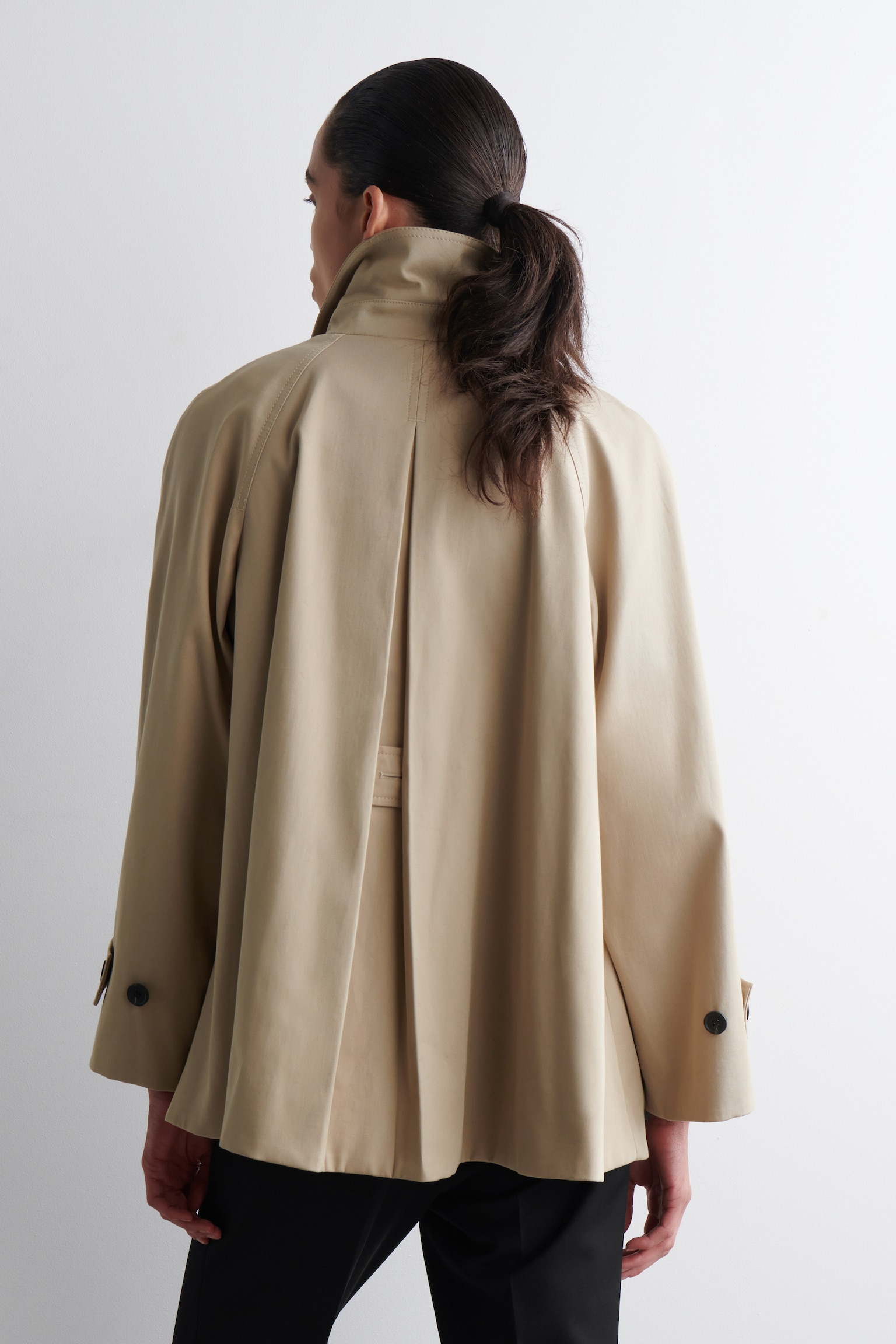 TRENCHCOAT IN A-LINIE - BEIGE - 6
