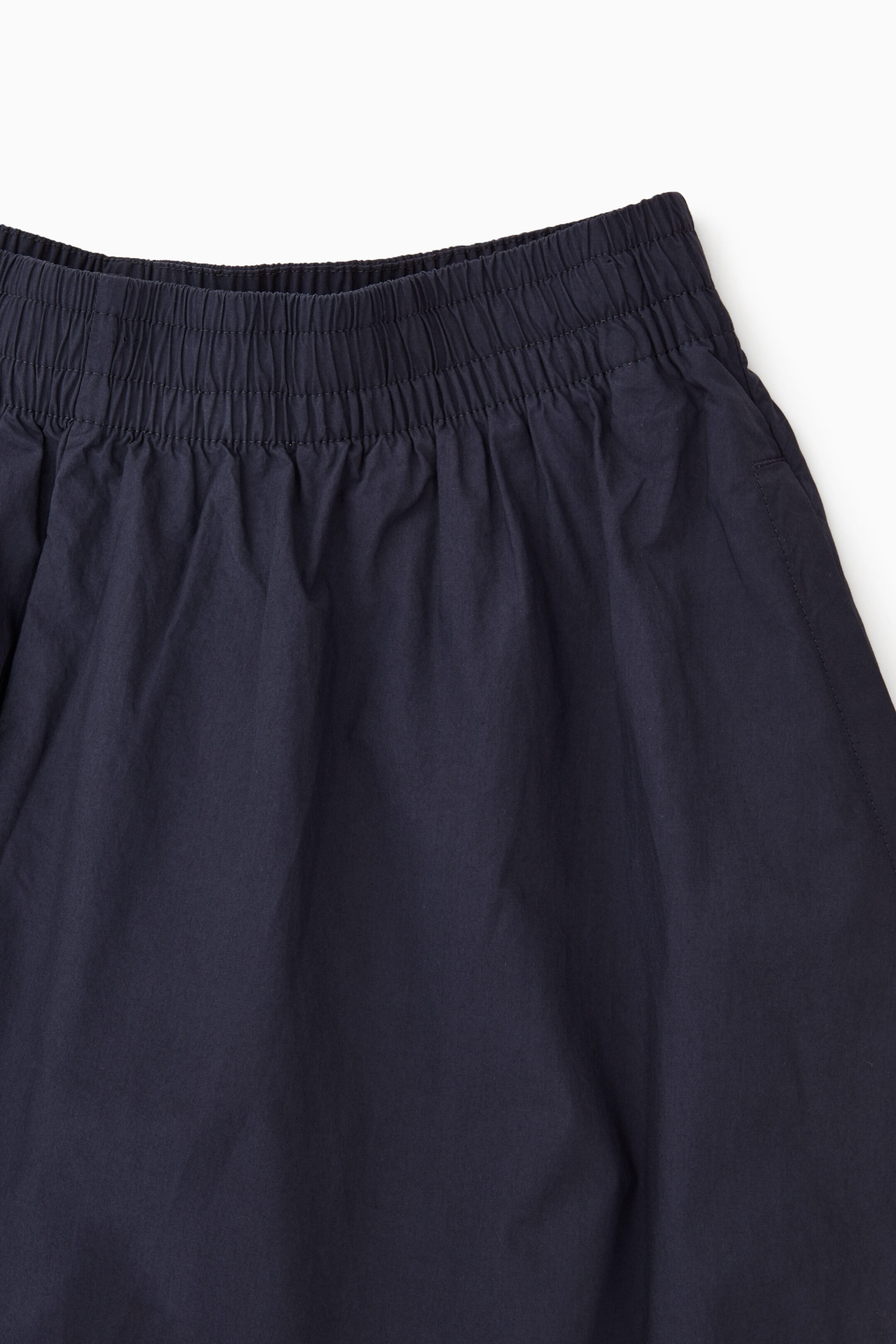 StillMedia/DescriptiveDetail