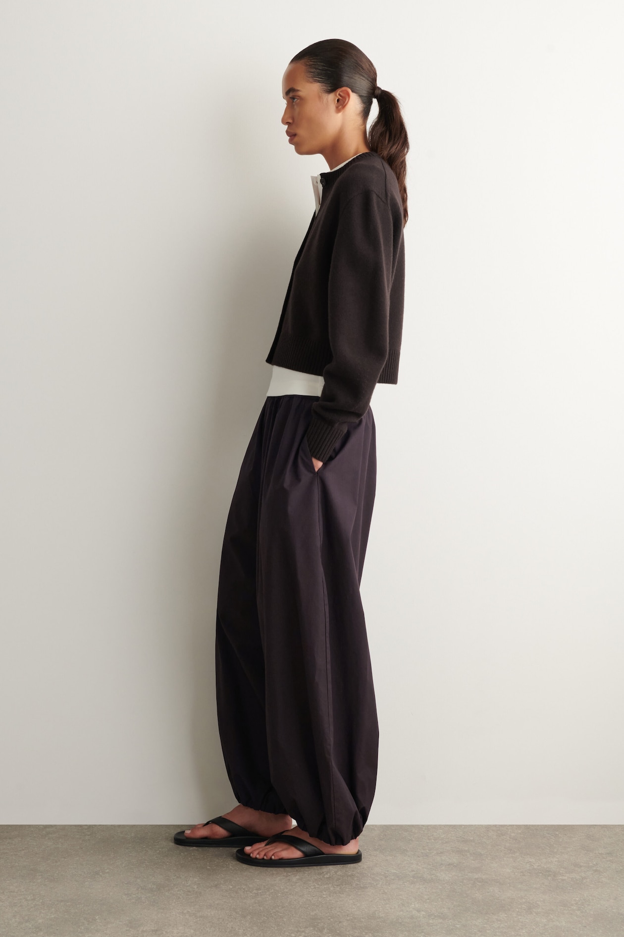 MERINO WOOL SWEATER — BROWN