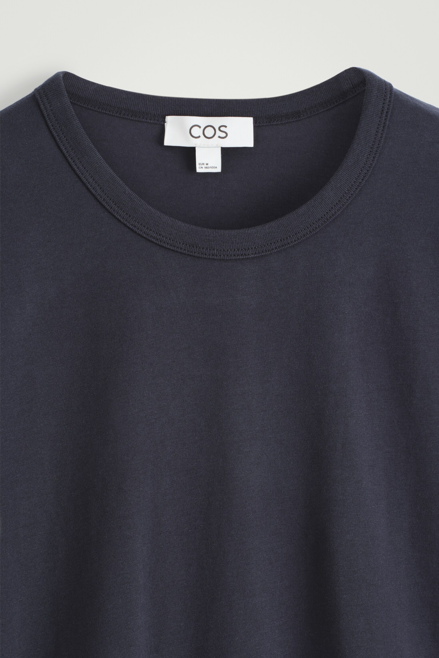 LEICHTES T-SHIRT AUS GEBÜRSTETER BAUMWOLLE - NAVYBLAU/SCHWARZ/WEISS - 7