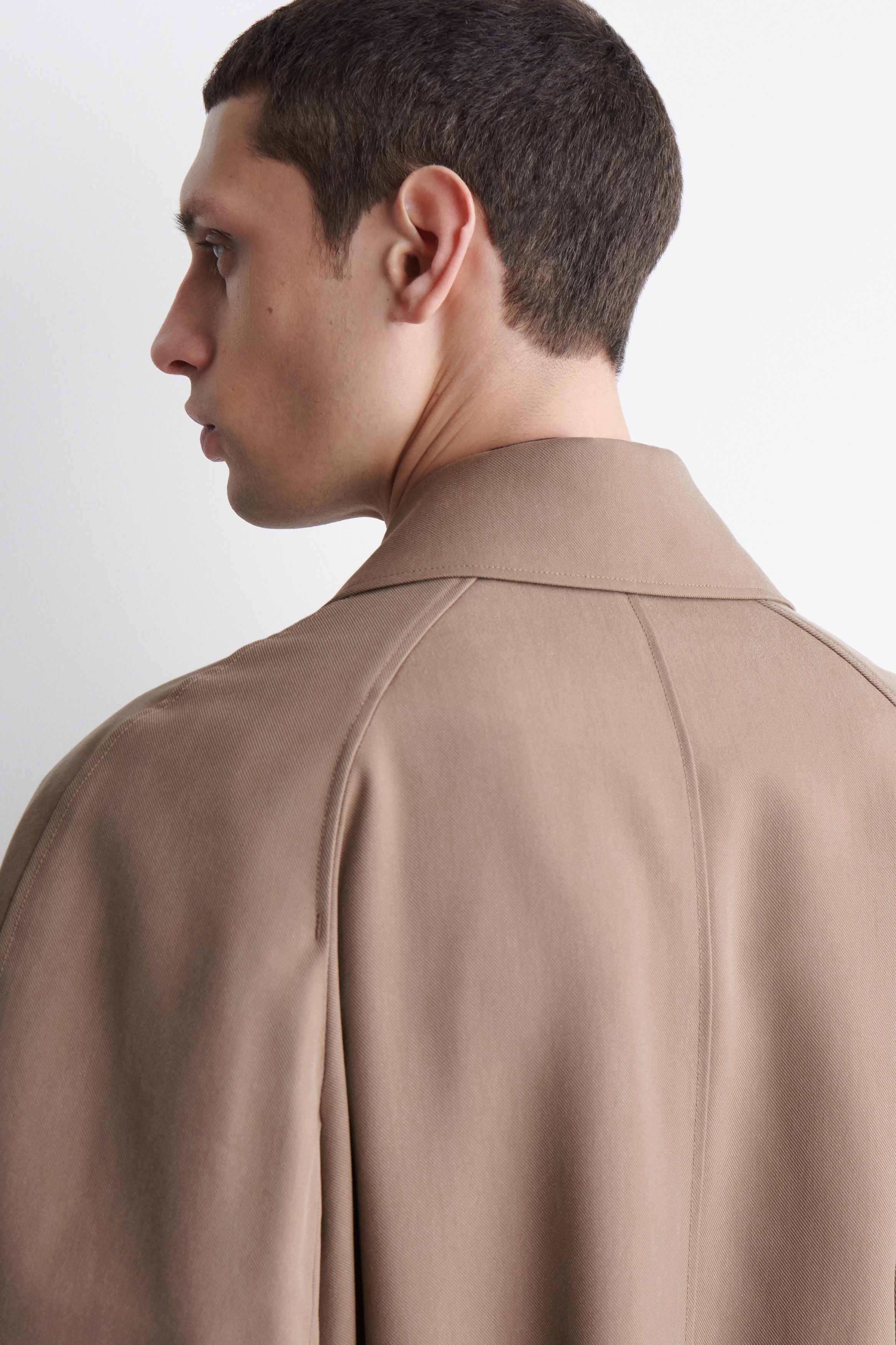 FLUID TWILL CAR COAT - BISCUIT | COS CA