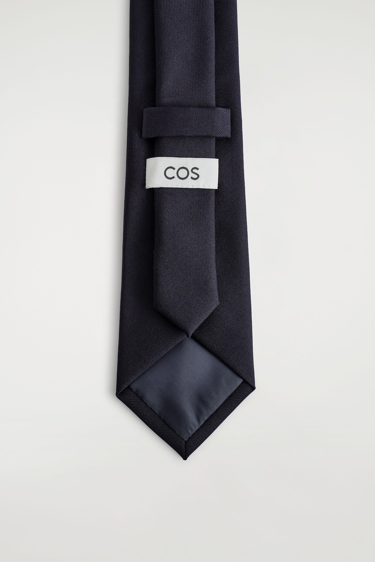 WOOL TIE — NAVY
