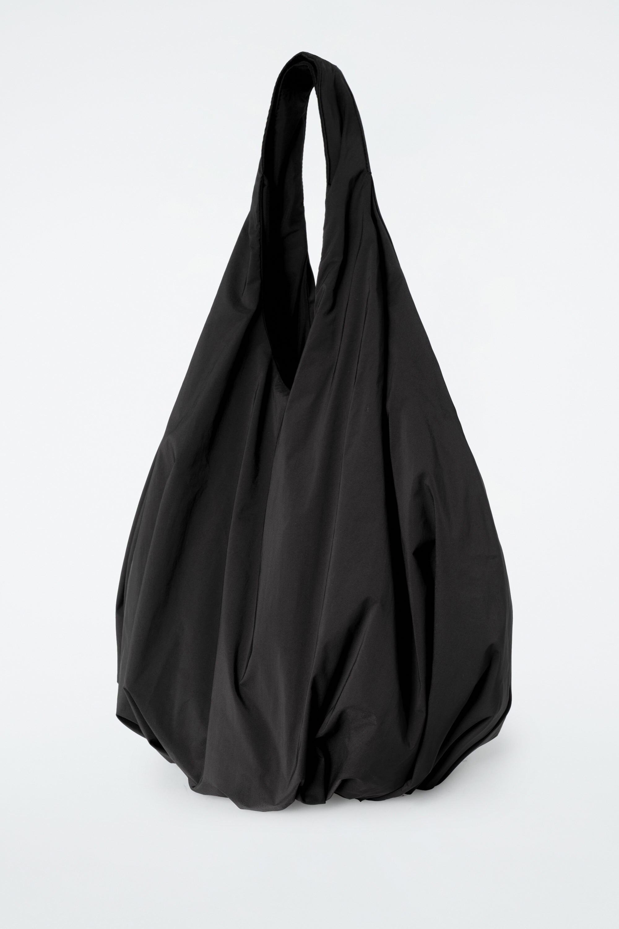 トートバッグ [ 4OUR B] Clover Rope TOTE Bag (BLACK) Women's Extra Large Leather Zipper Tote Bag In Black – Thursday