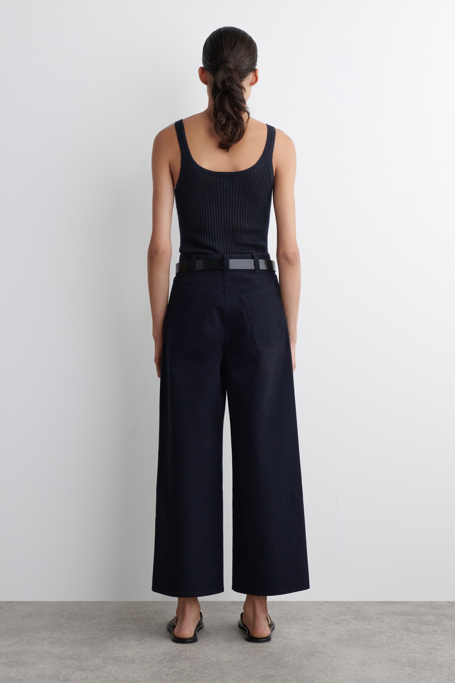 COTTON CROPPED WIDE-LEG TROUSERS - NAVY/CAMEL - 5
