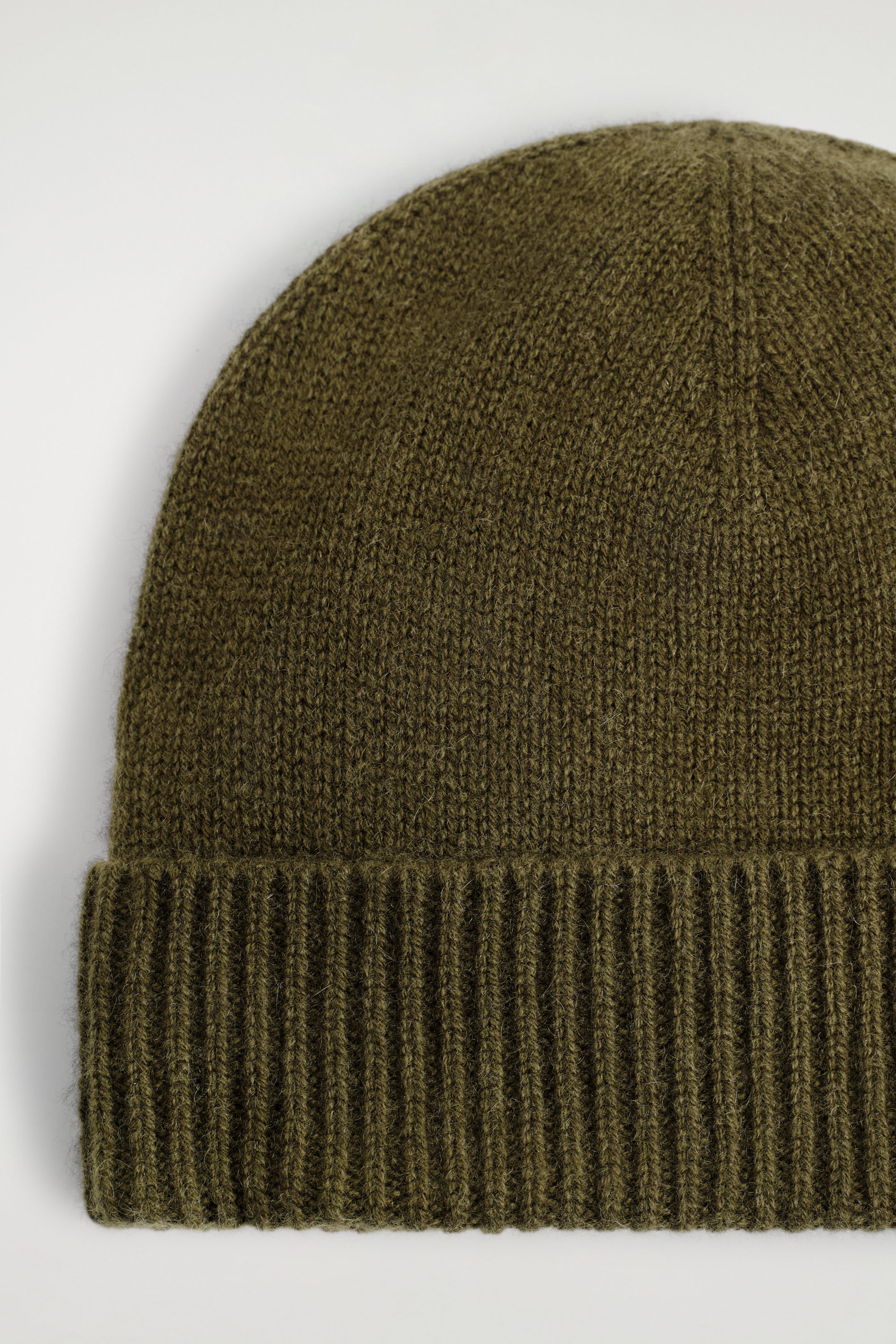 BEANIE AUS KASCHMIR