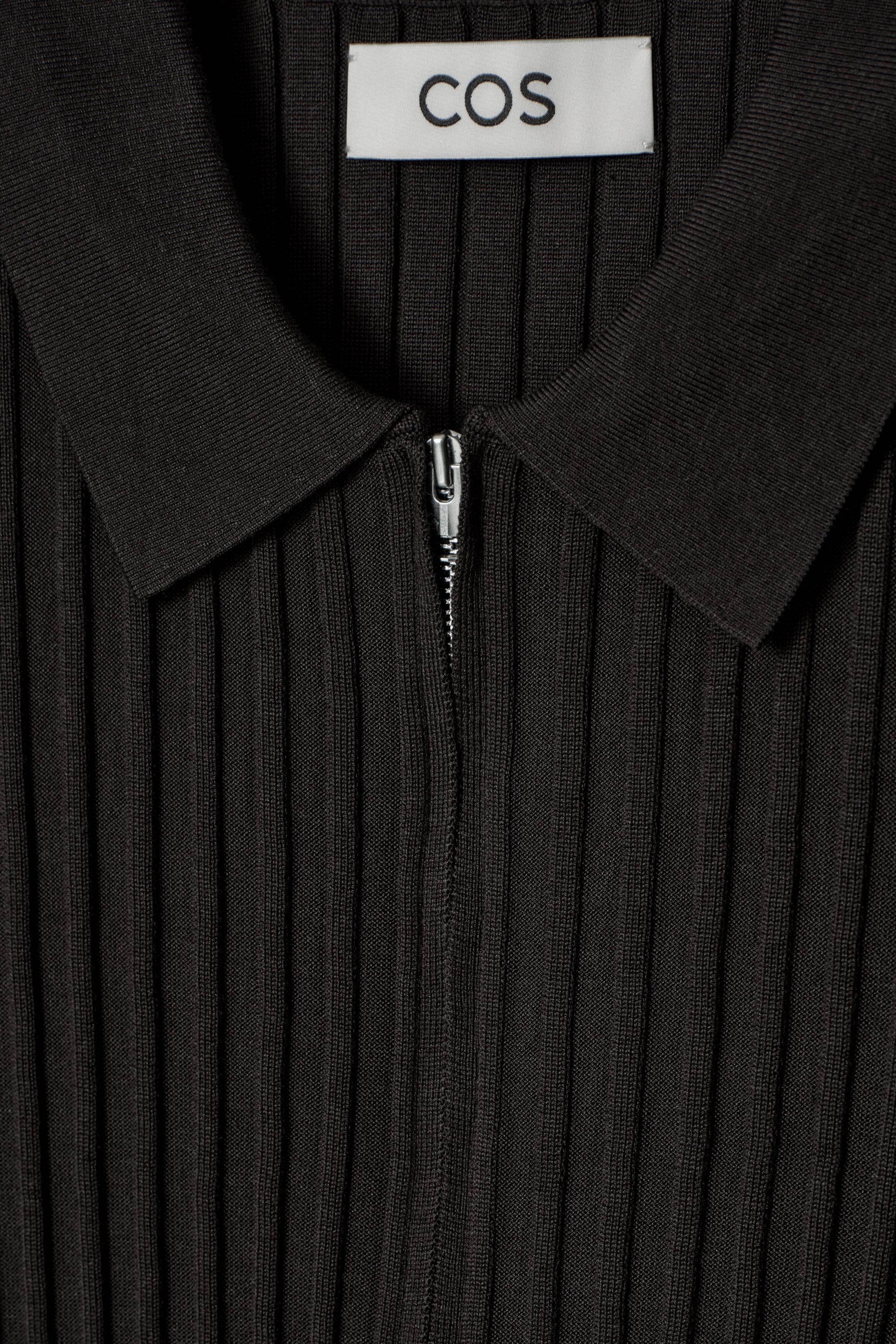 StillMedia/DescriptiveDetail