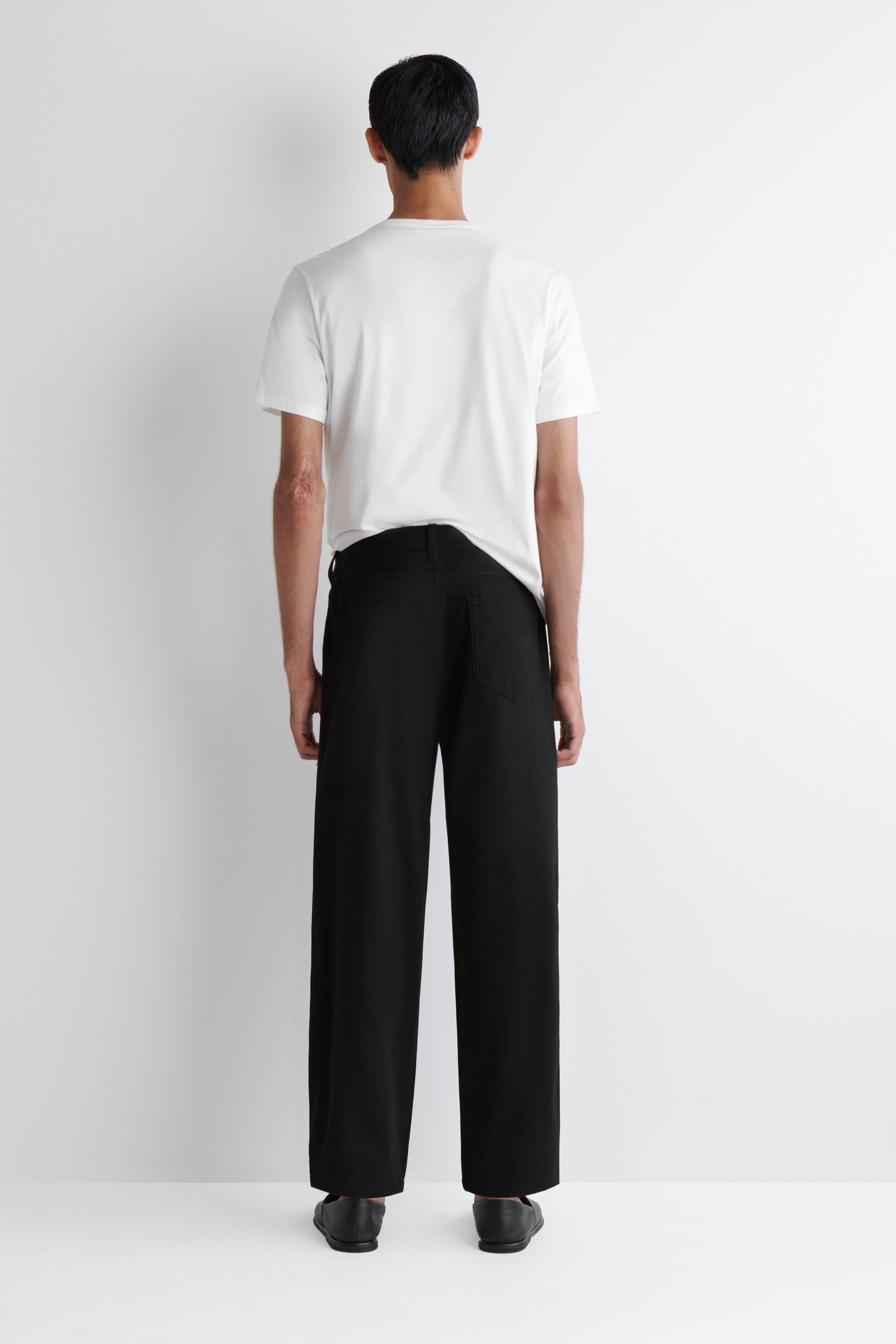 DOME STRAIGHT-LEG JEANS