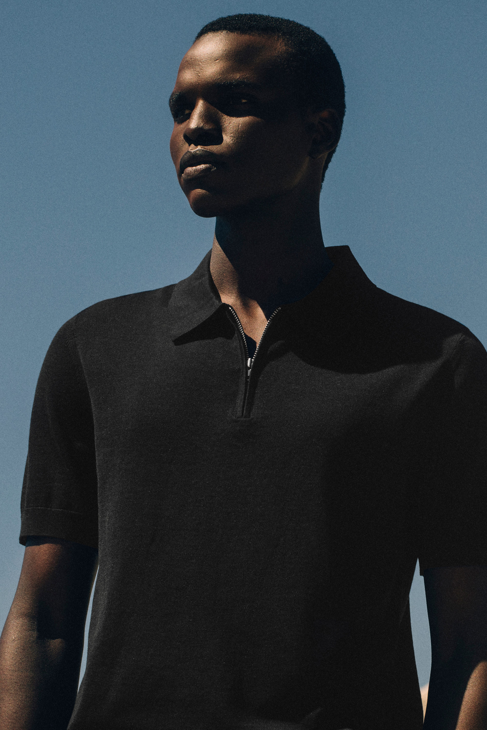 SLIM KNITTED SILK ZIPUP POLO SHIRT - BLACK | COS