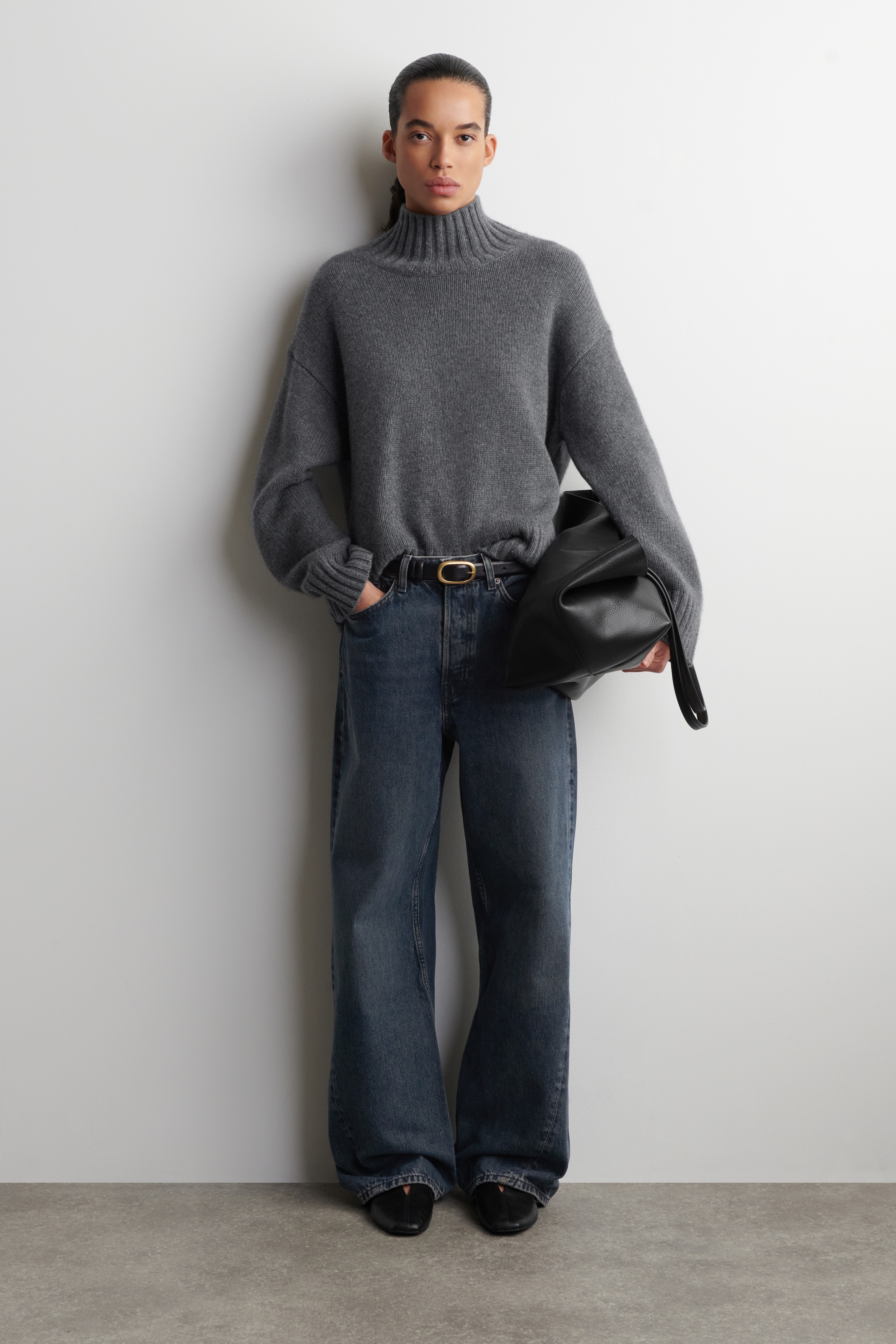 FACADE STRAIGHT-LEG JEANS - DUSTY BLUE