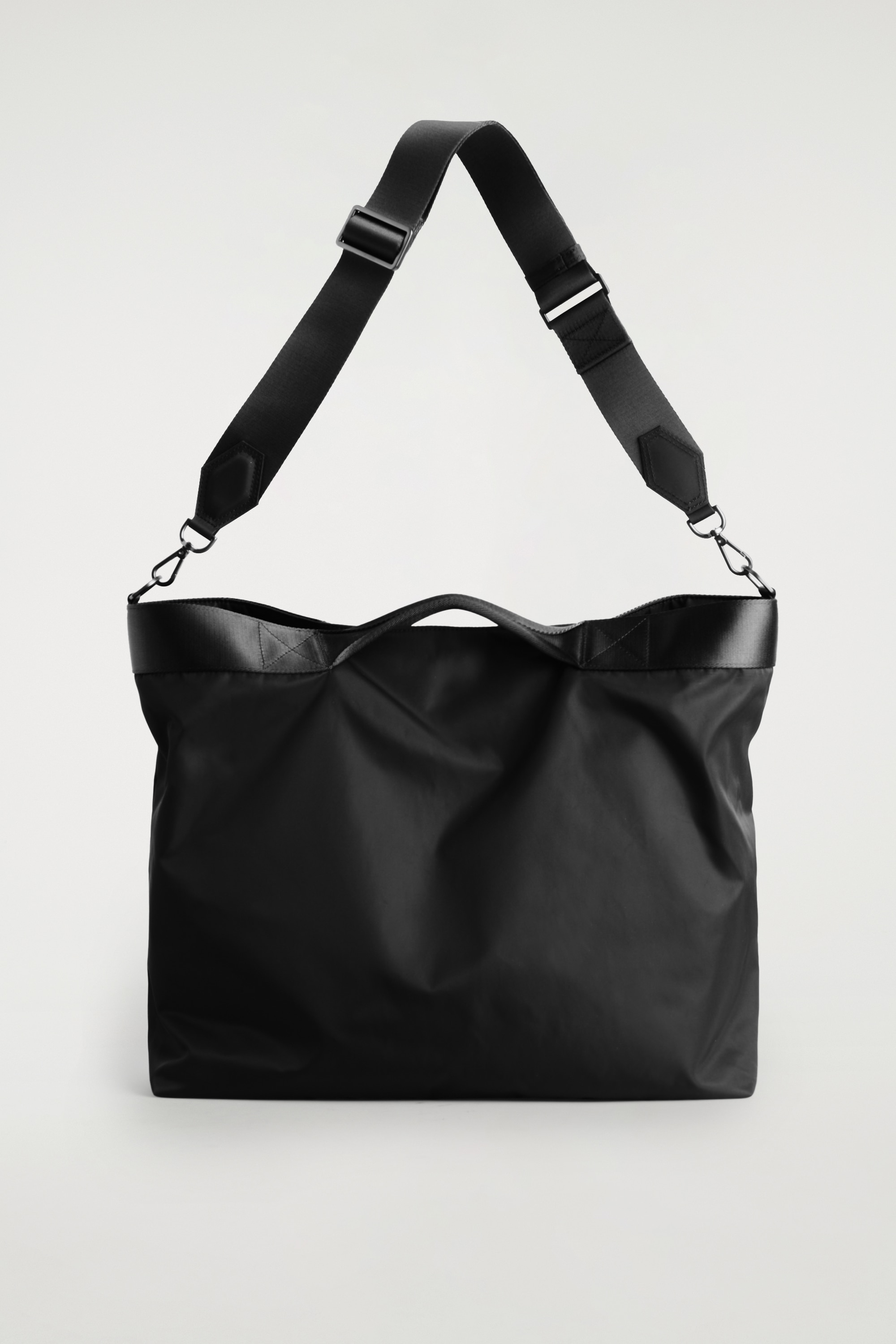 TAŠKA PURSUIT MESSENGER - NYLON - Čierna/KHAKI