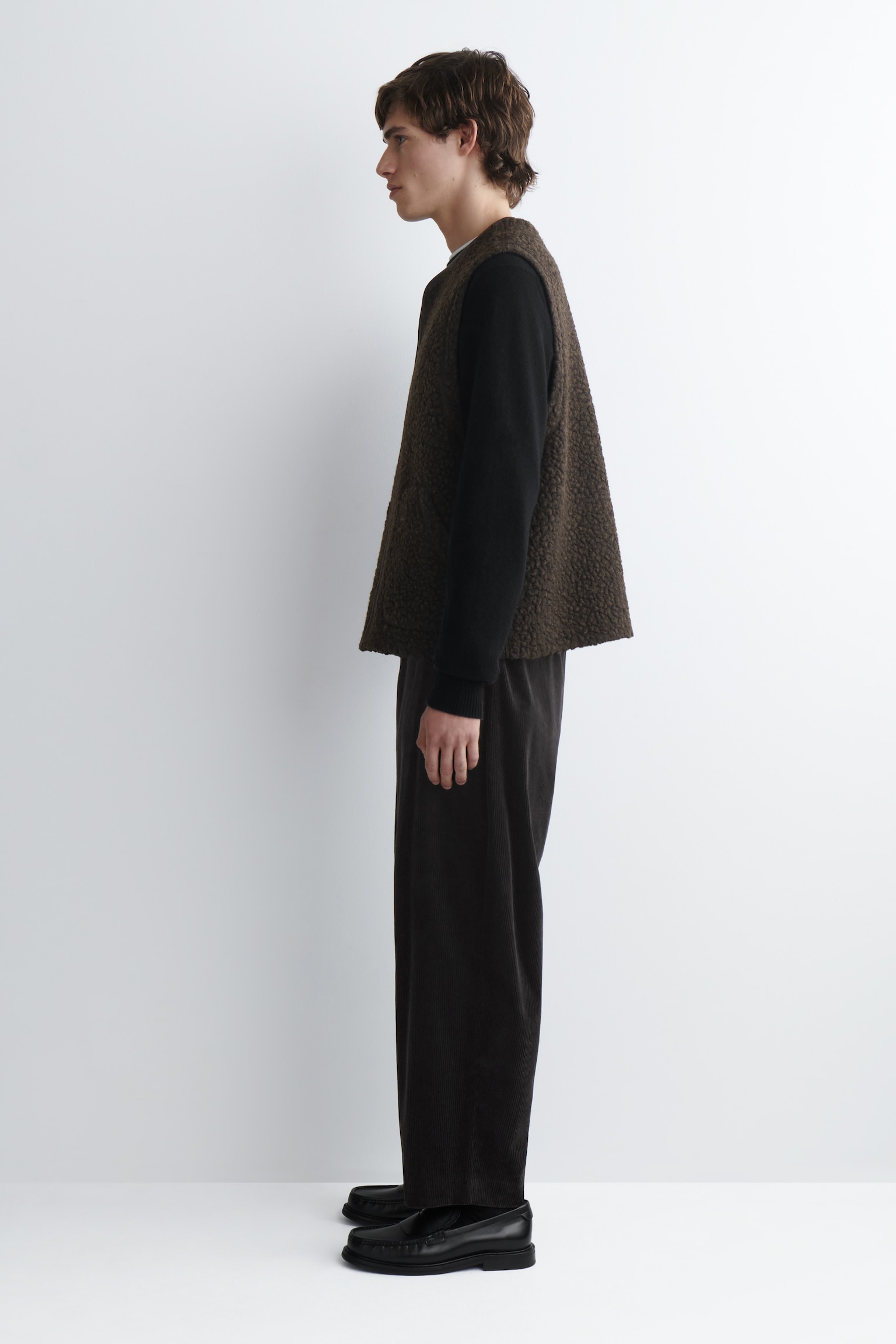 GILET EN TEDDY BORDÉ DE CUIR - BRUN FONCÉ CHINÉ - 4