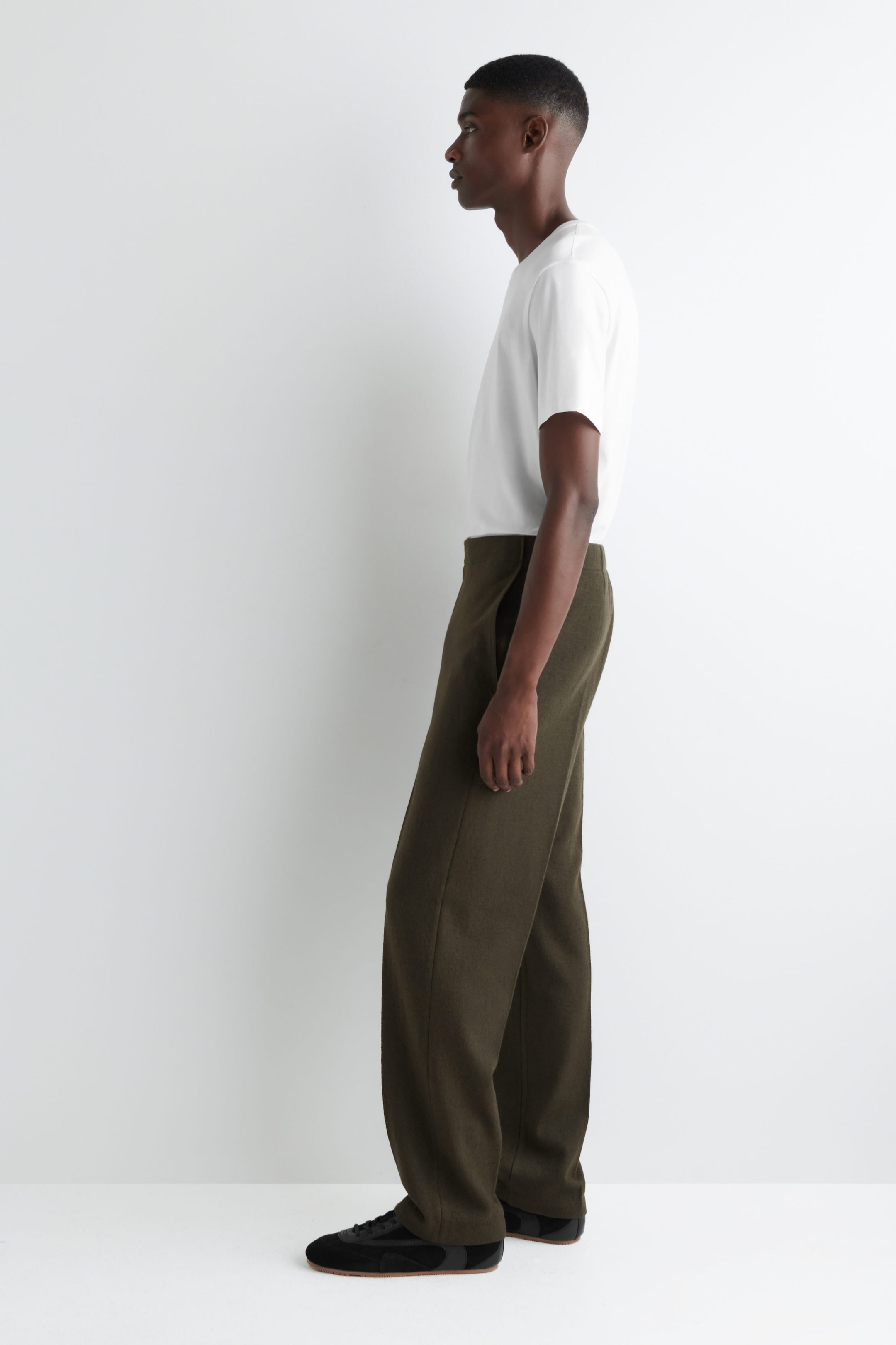 PANTALONI ELASTICIZZATI IN LANA COTTA
