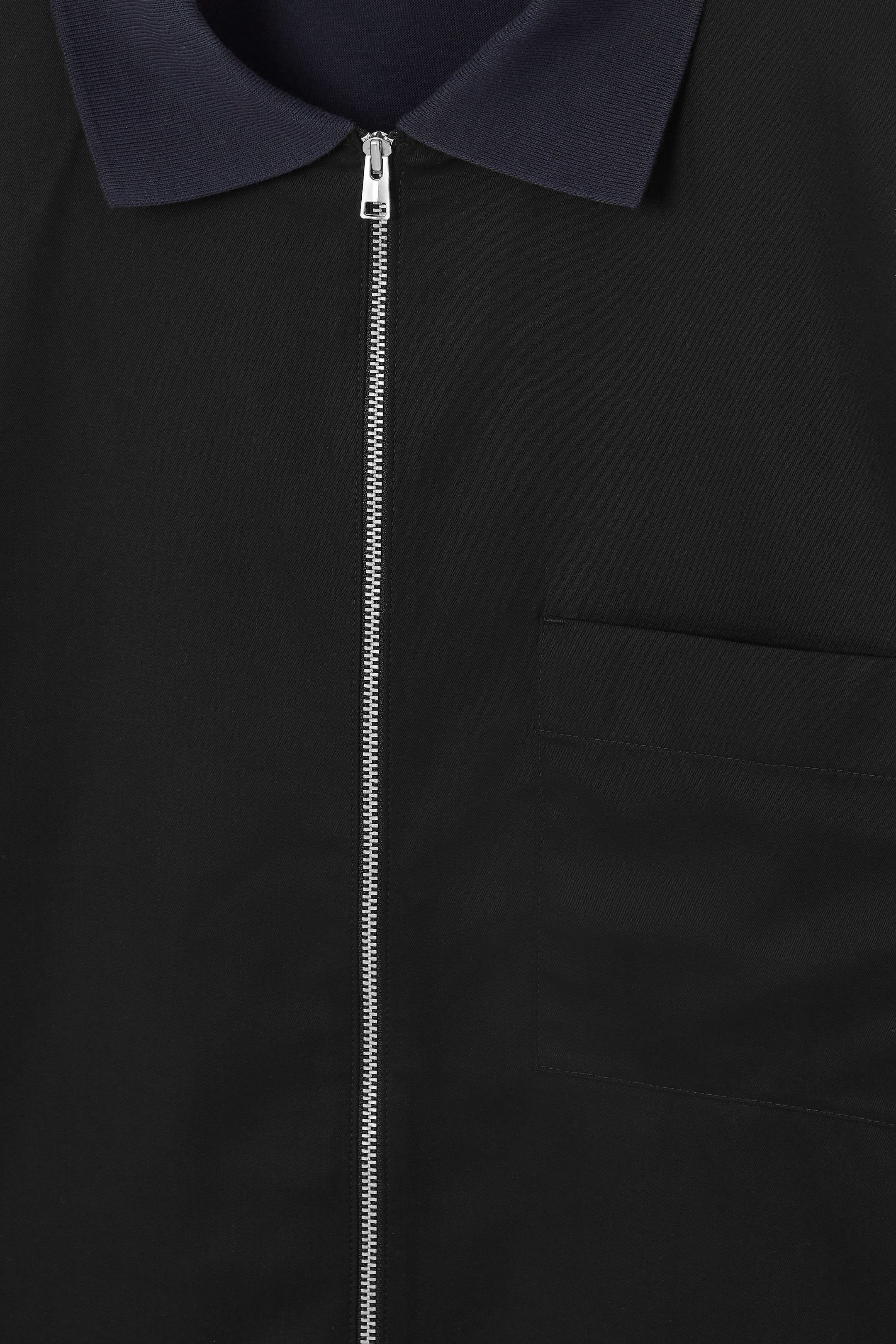 StillMedia/DescriptiveDetail