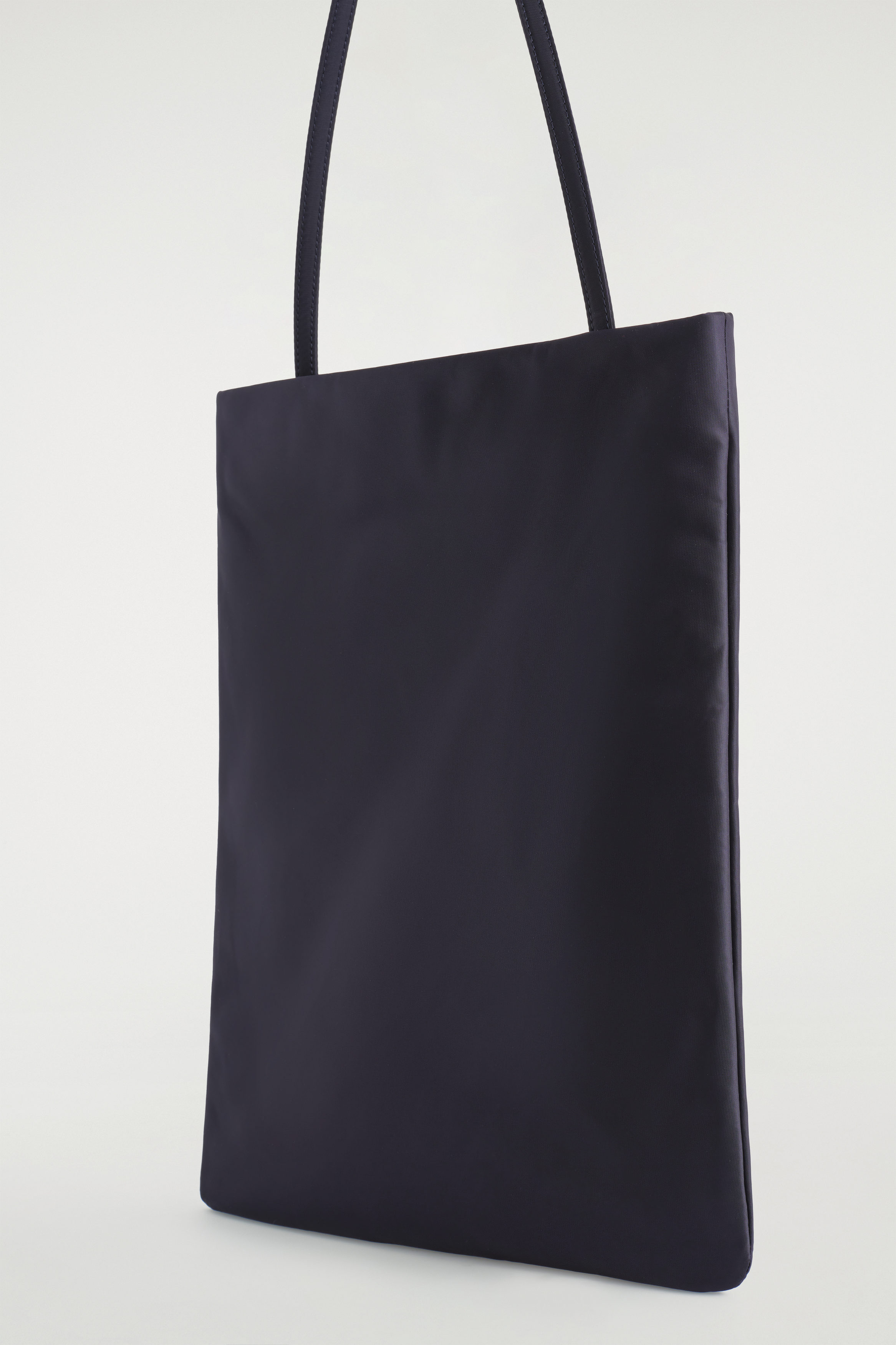 ★TOUT Y EST★ Amante Tote Bag S Midnight Navy 0JSN3TT40602F Luxury bags for women Festina fashion Navy Lady bag