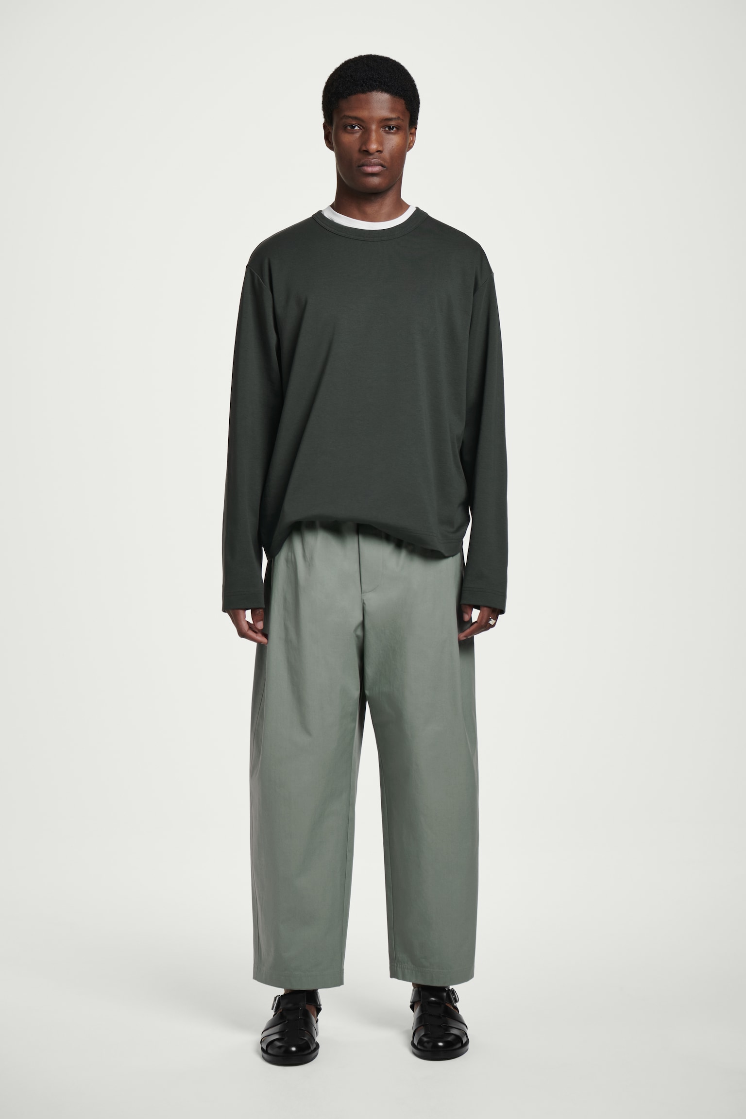 CROPPED ELASTICATED WIDE-LEG TROUSERS - GREEN/MOLE