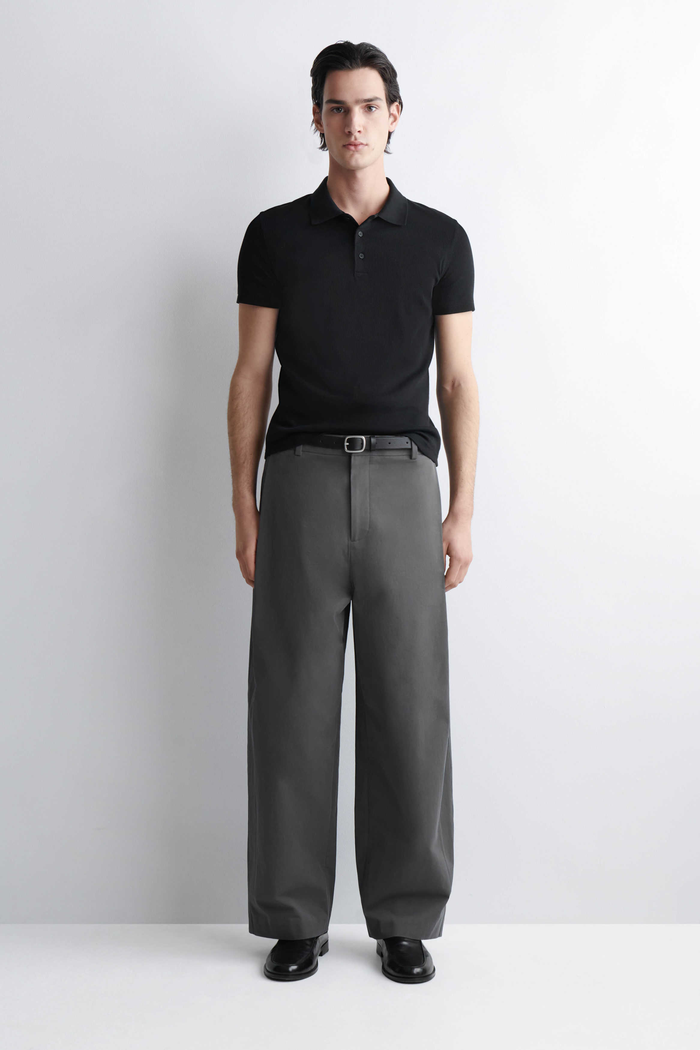 SLIM RIBBED COTTON POLO SHIRT - BLACK | COS NL