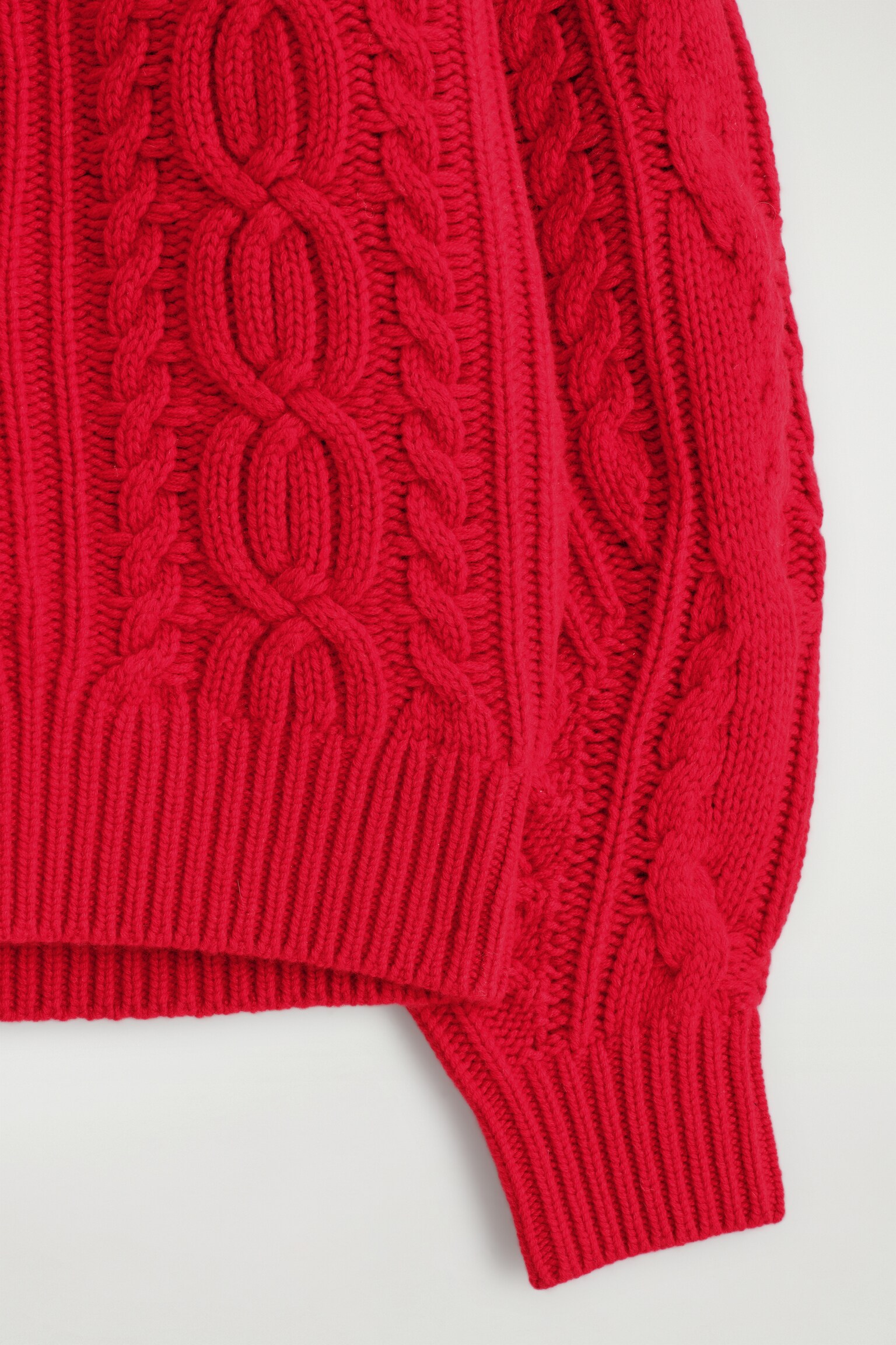 CABLE-KNIT WOOL-CASHMERE JUMPER - RED/CREAM - 6