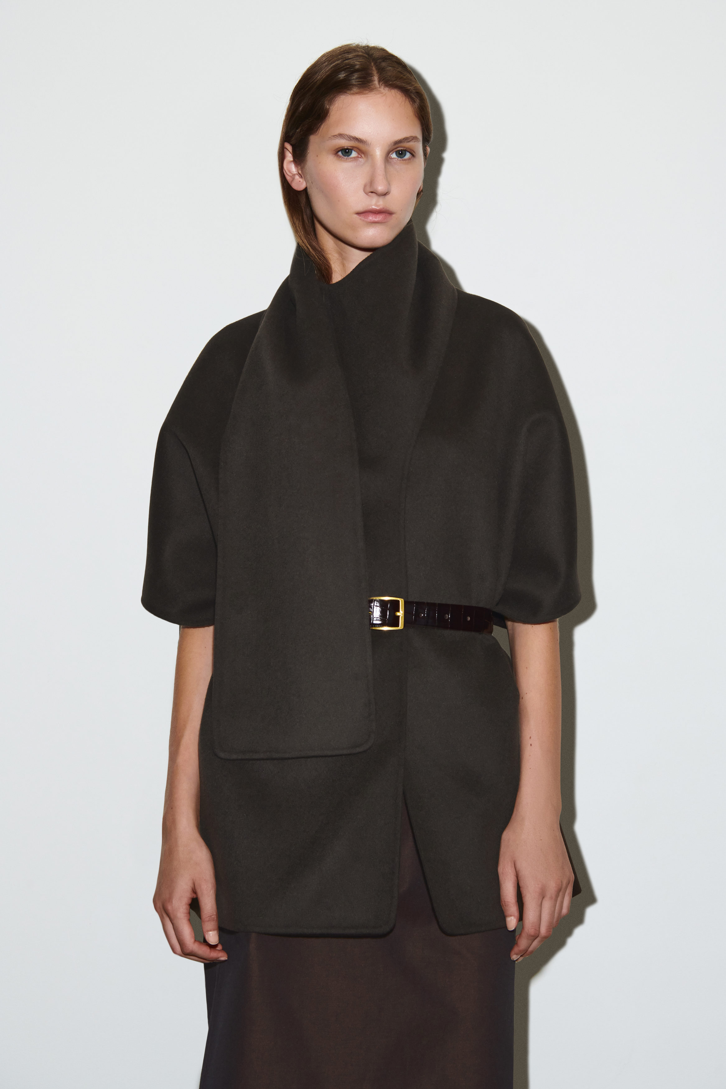 DOUBLE-FACED WOOL SCARF CAPE - DARK BROWN | COS US