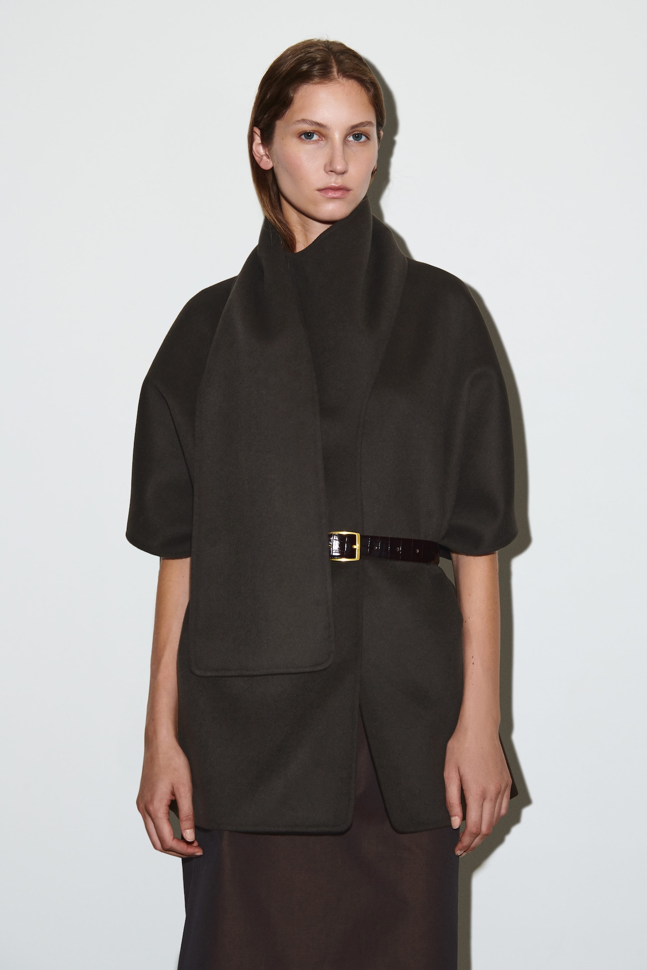 DOUBLE-FACED WOOL SCARF CAPE - DARK BROWN | COS