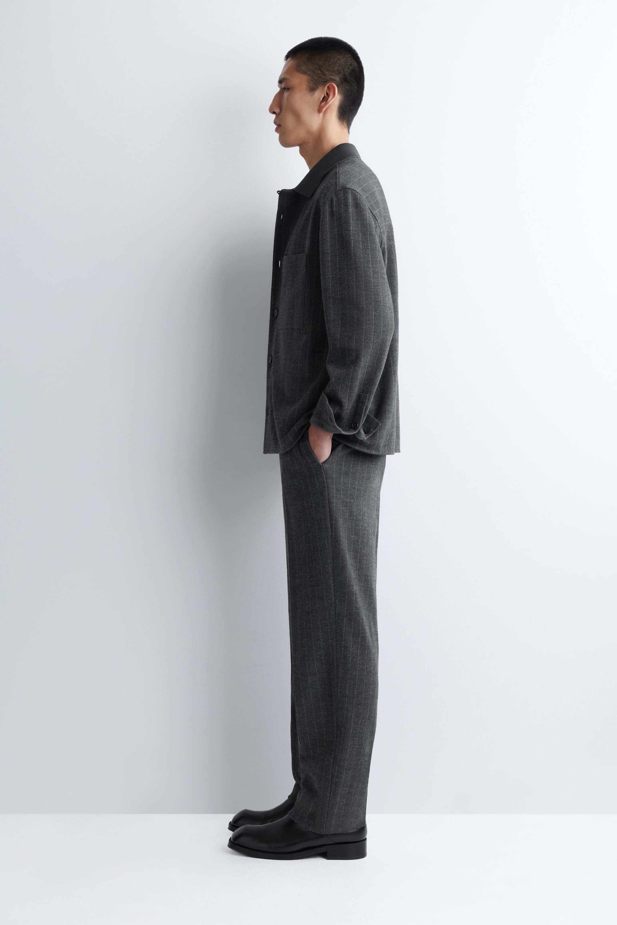 RELAXED ELASTICATED PINSTRIPED PANTS