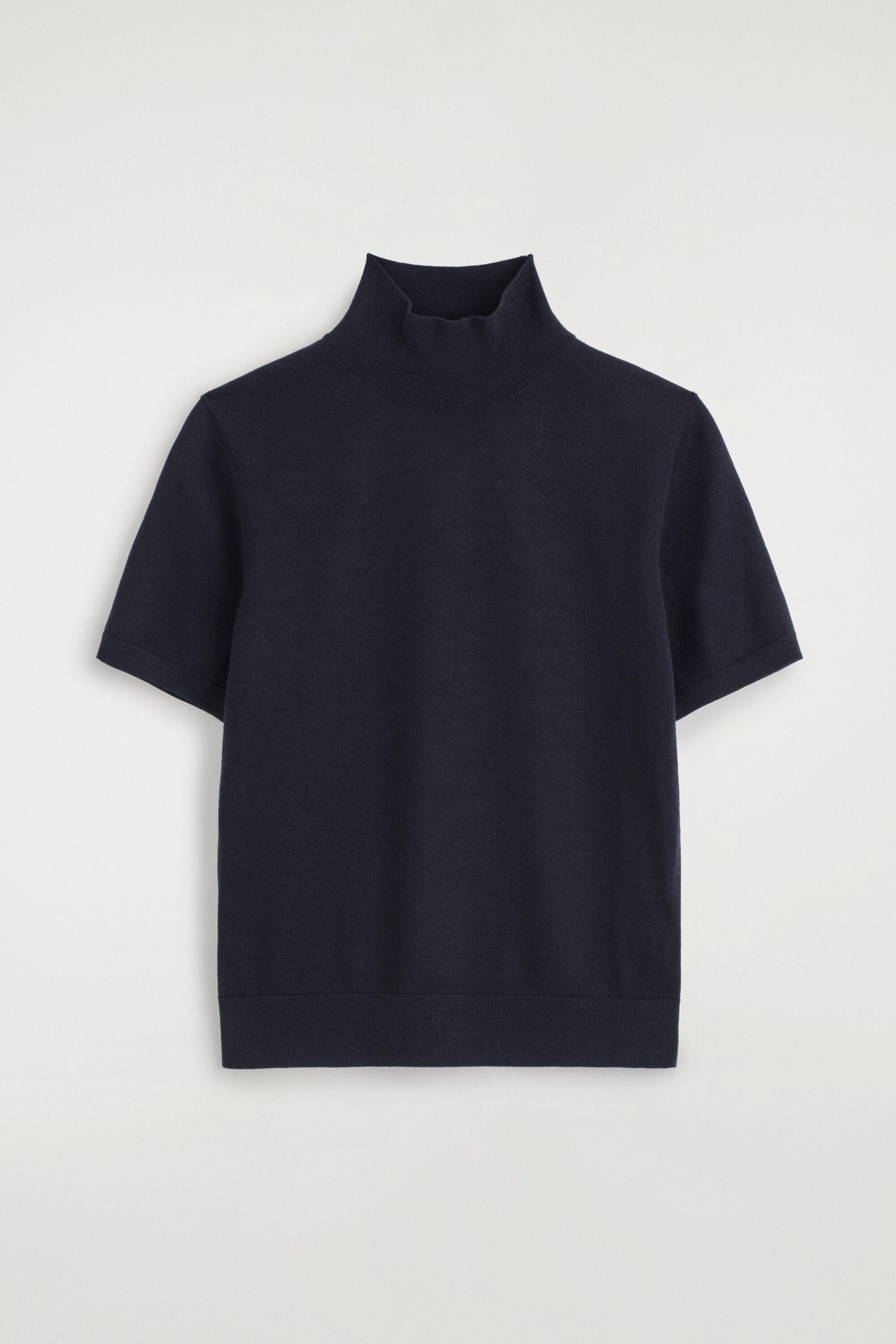 MERINO WOOL TURTLENECK TOP