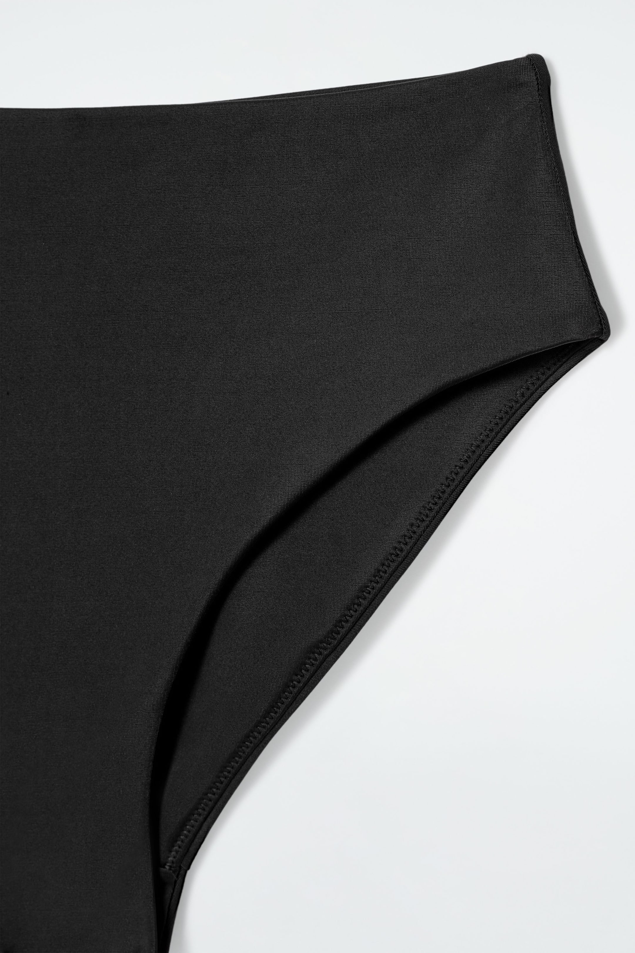 StillMedia/DescriptiveDetail