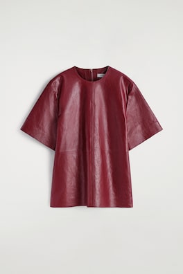 PANELLED TEXTURED-LEATHER T-SHIRT — CRIMSON 7