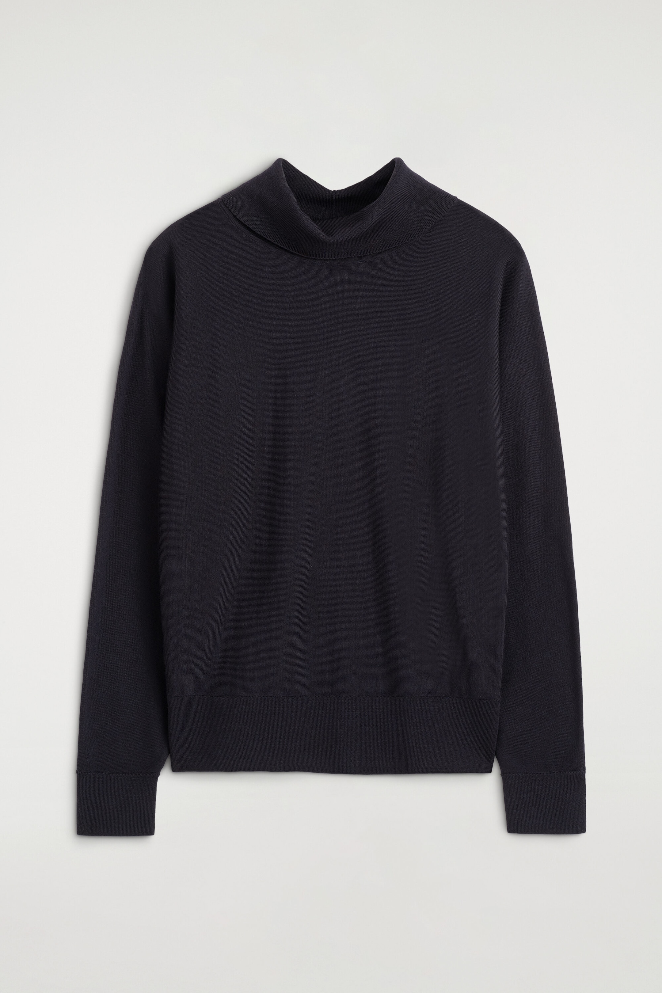 PULLOVER AUS MERINOWOLLE MIT STEHKRAGEN