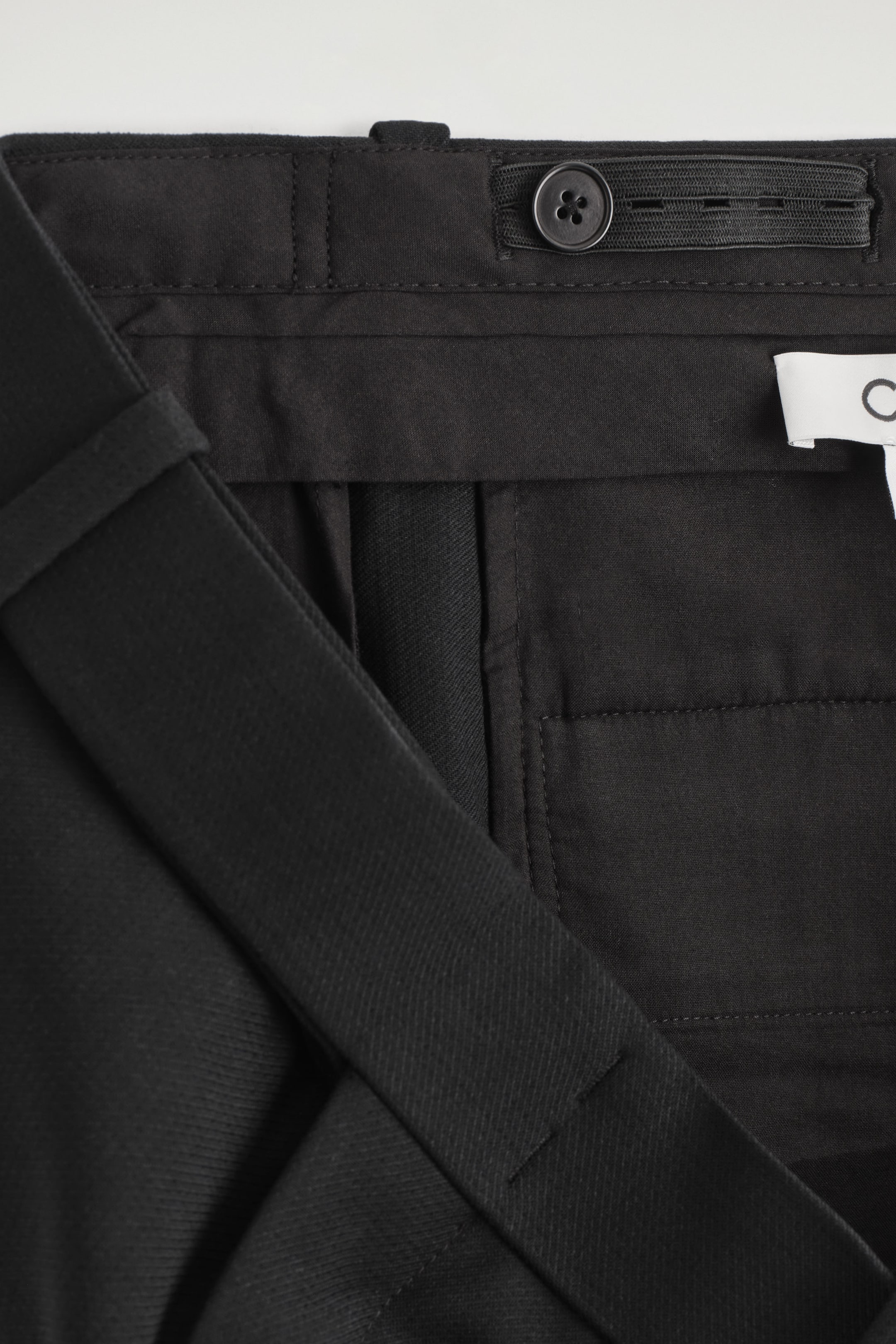 StillMedia/DescriptiveDetail