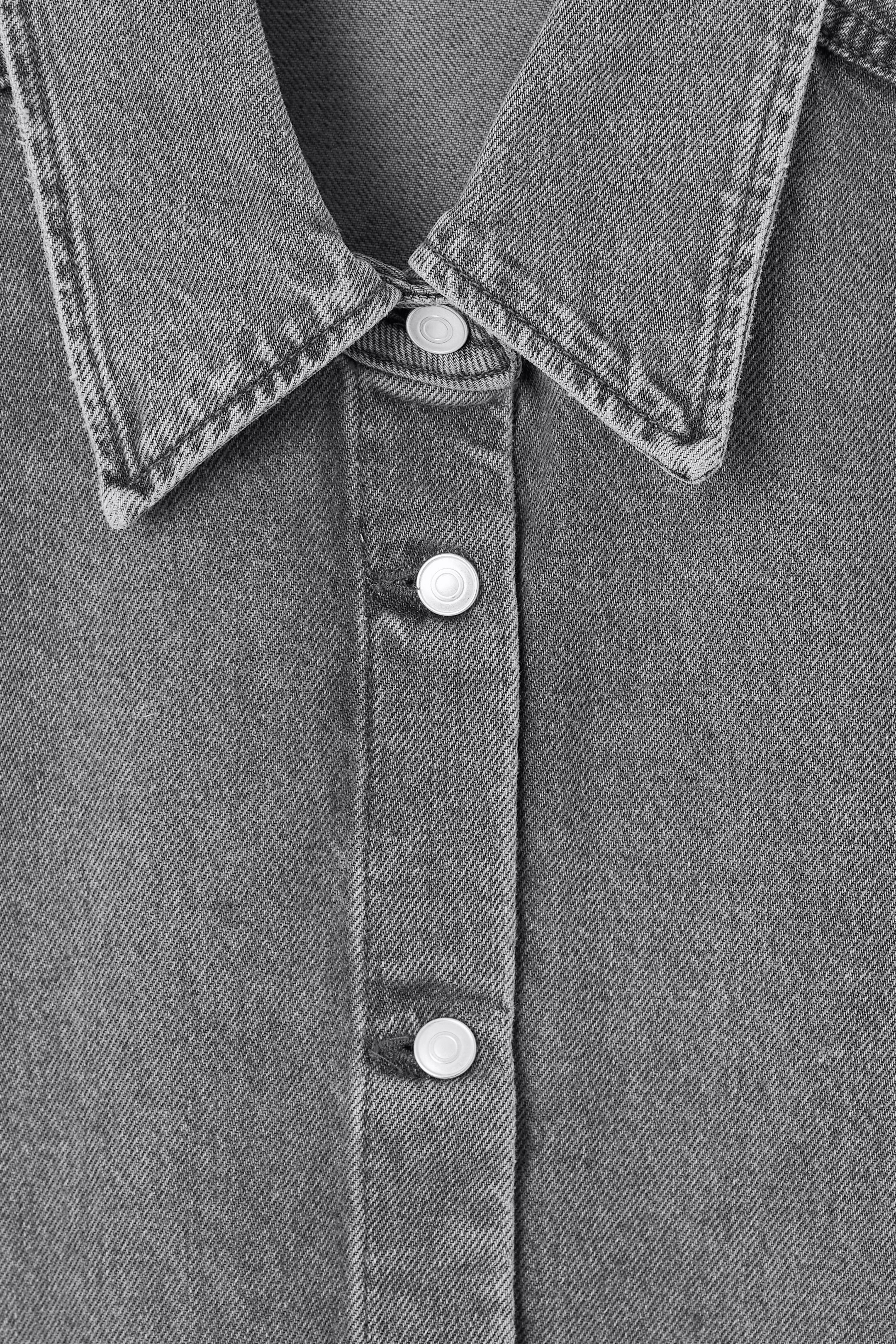 Grösseres Bild ansehen: LOCKERES KURZARMHEMD AUS DENIM - GRAUE WASCHUNG - DAMEN | H&M CH 2