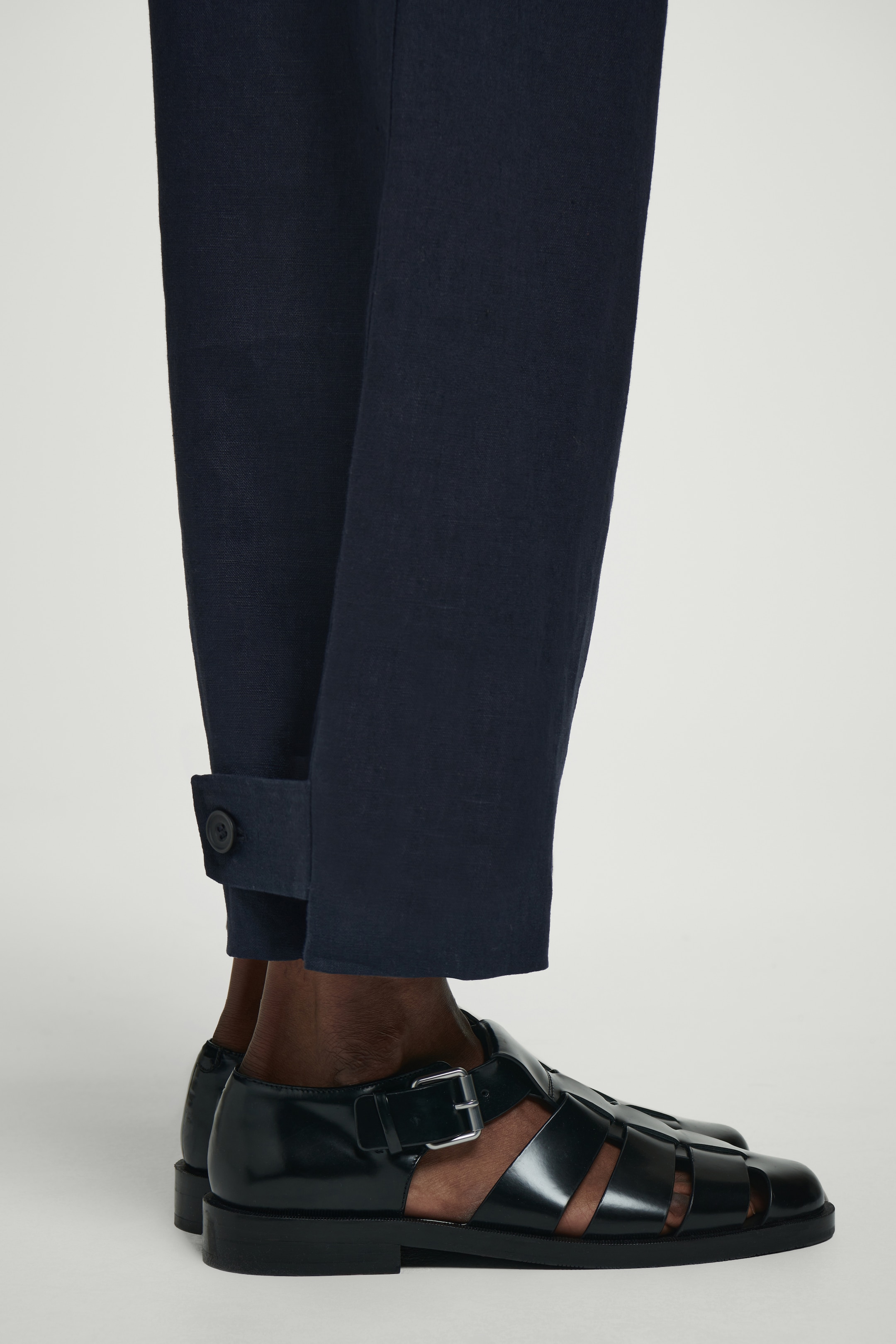 Ver imagen más grande: PANTALÓN ANCHO DE LINO CON CINTURA ELÁSTICA - AZUL MARINO - HOMBRE | H&M ES 3
