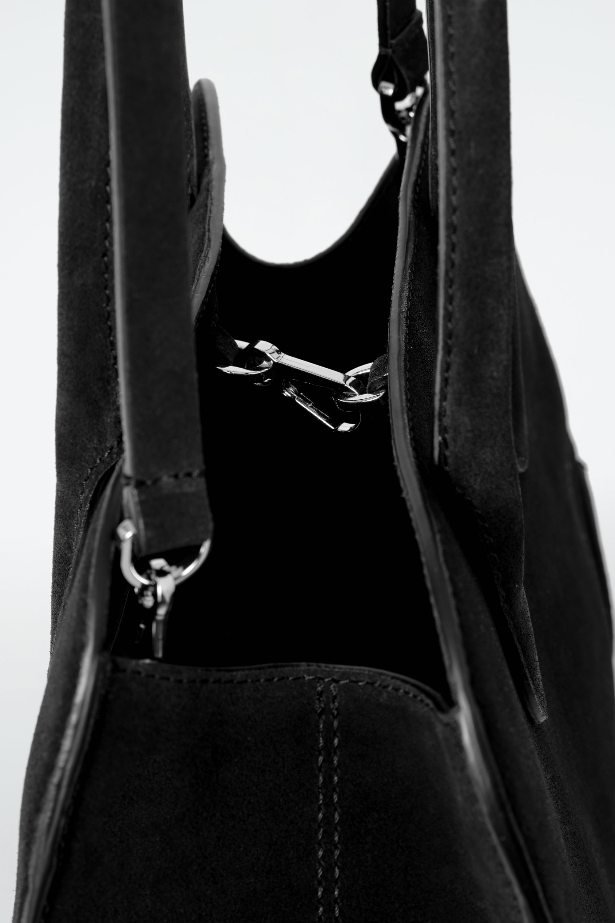 ★Dunst★ CLASSIC BOWLING BAG BLACK Von Dutch Classic 51 Black Bowling Bag – Nekta Footwear