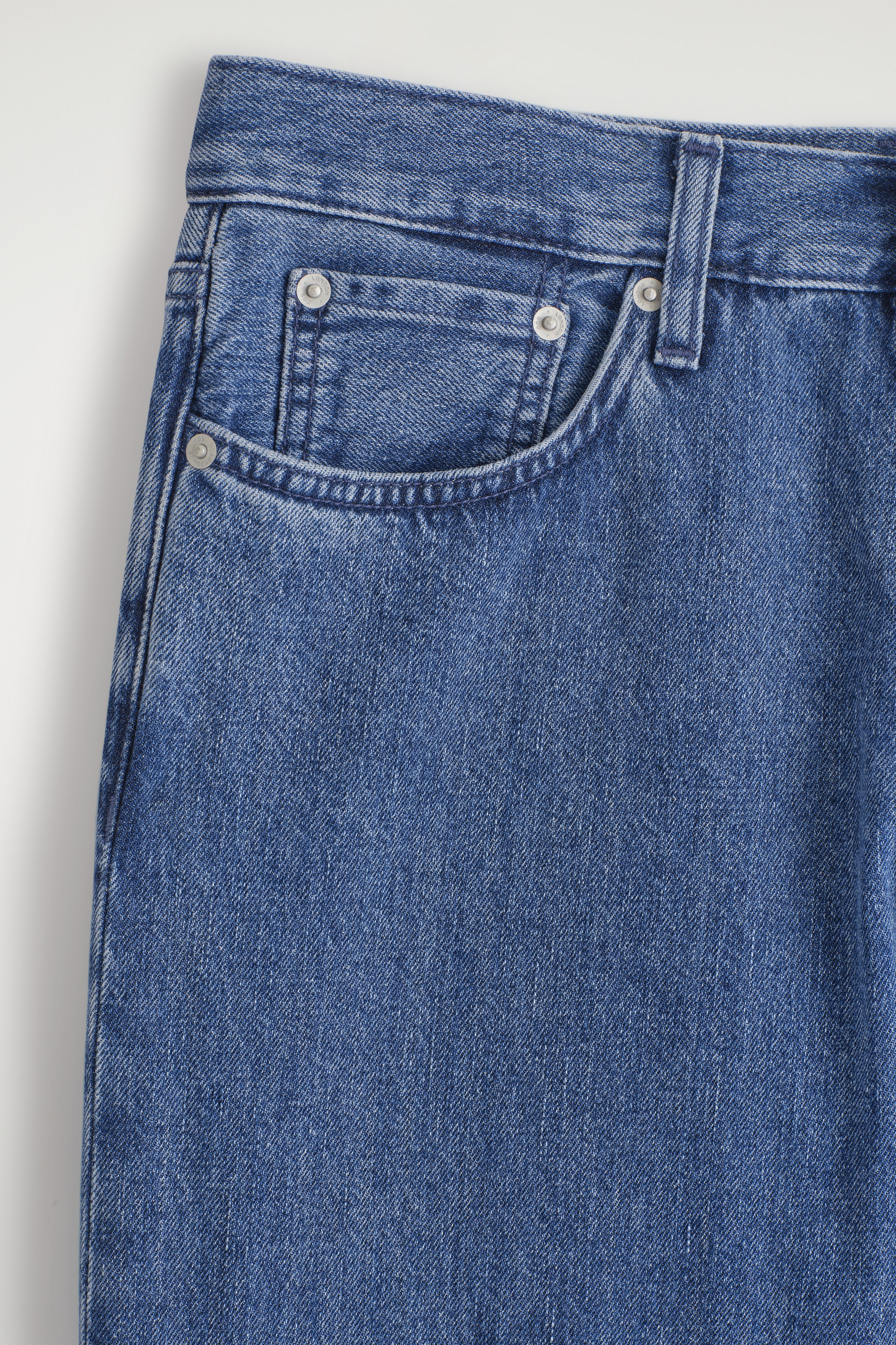 Visa större bild: DOME JEANS MED RAKA BEN - BLÅ - HERR | H&M SE 7