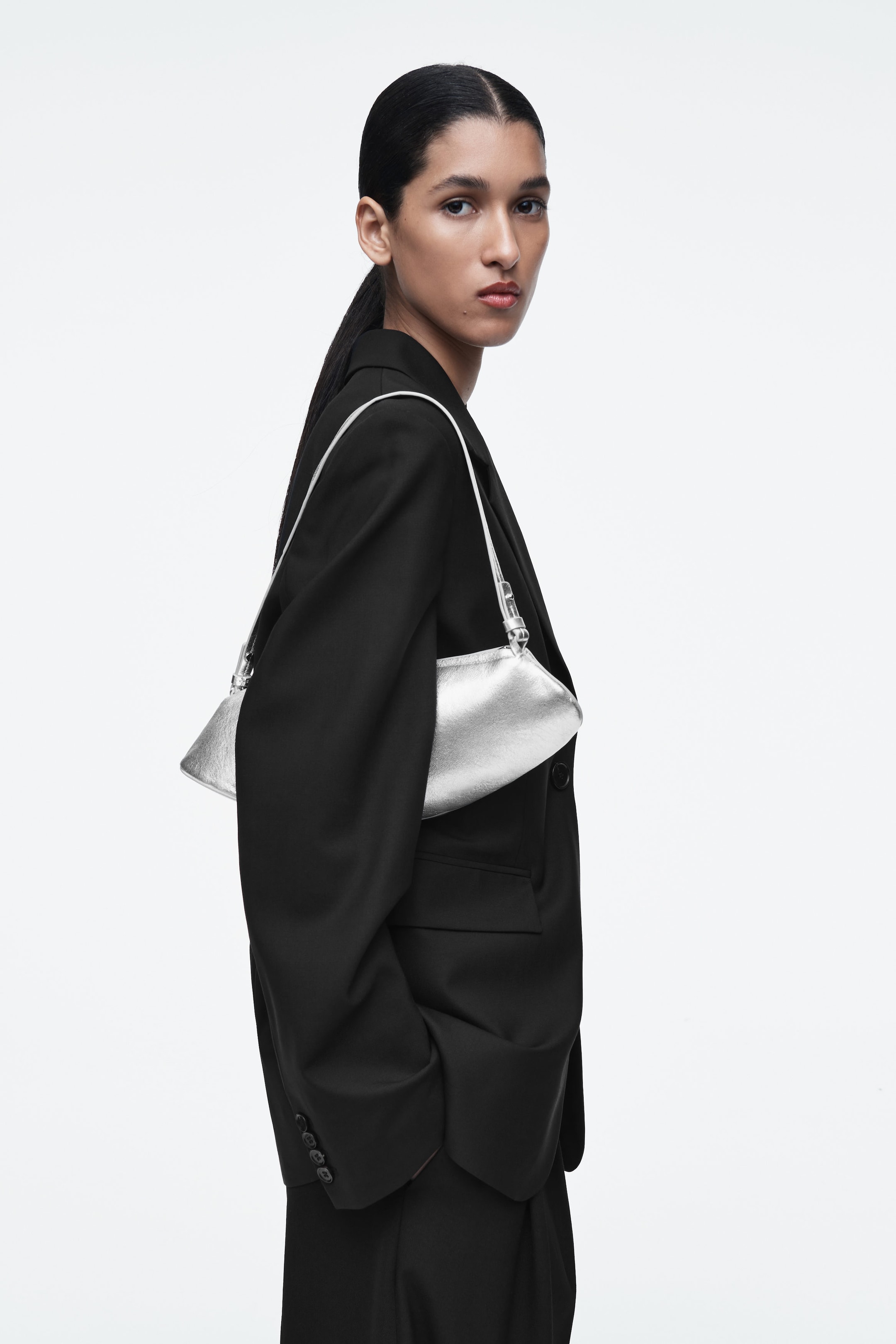 COVE CLUTCH BAG - LEATHER