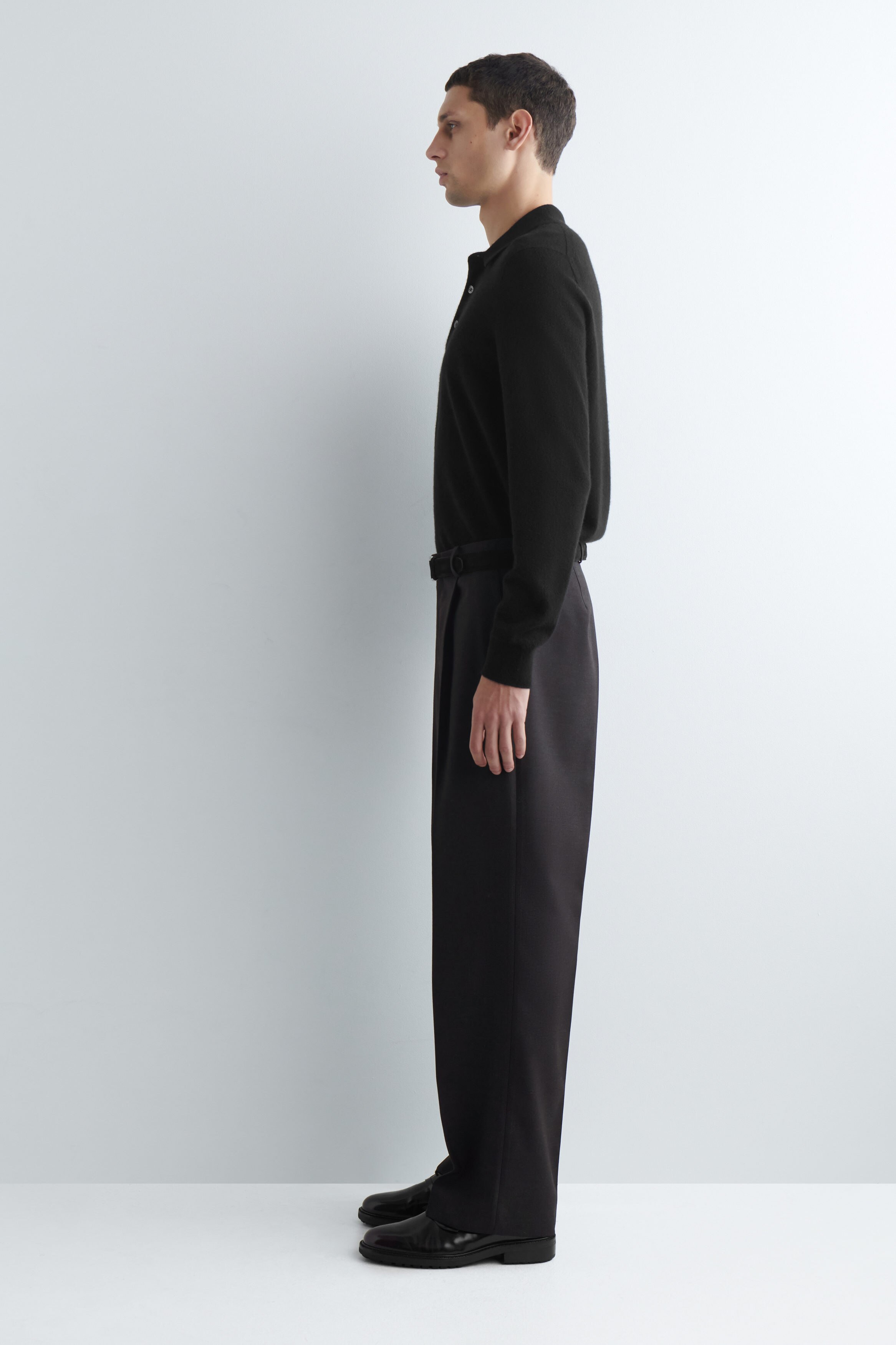 PLEATED WOOL RELAXED-FIT TROUSERS - CHARCOAL | COS