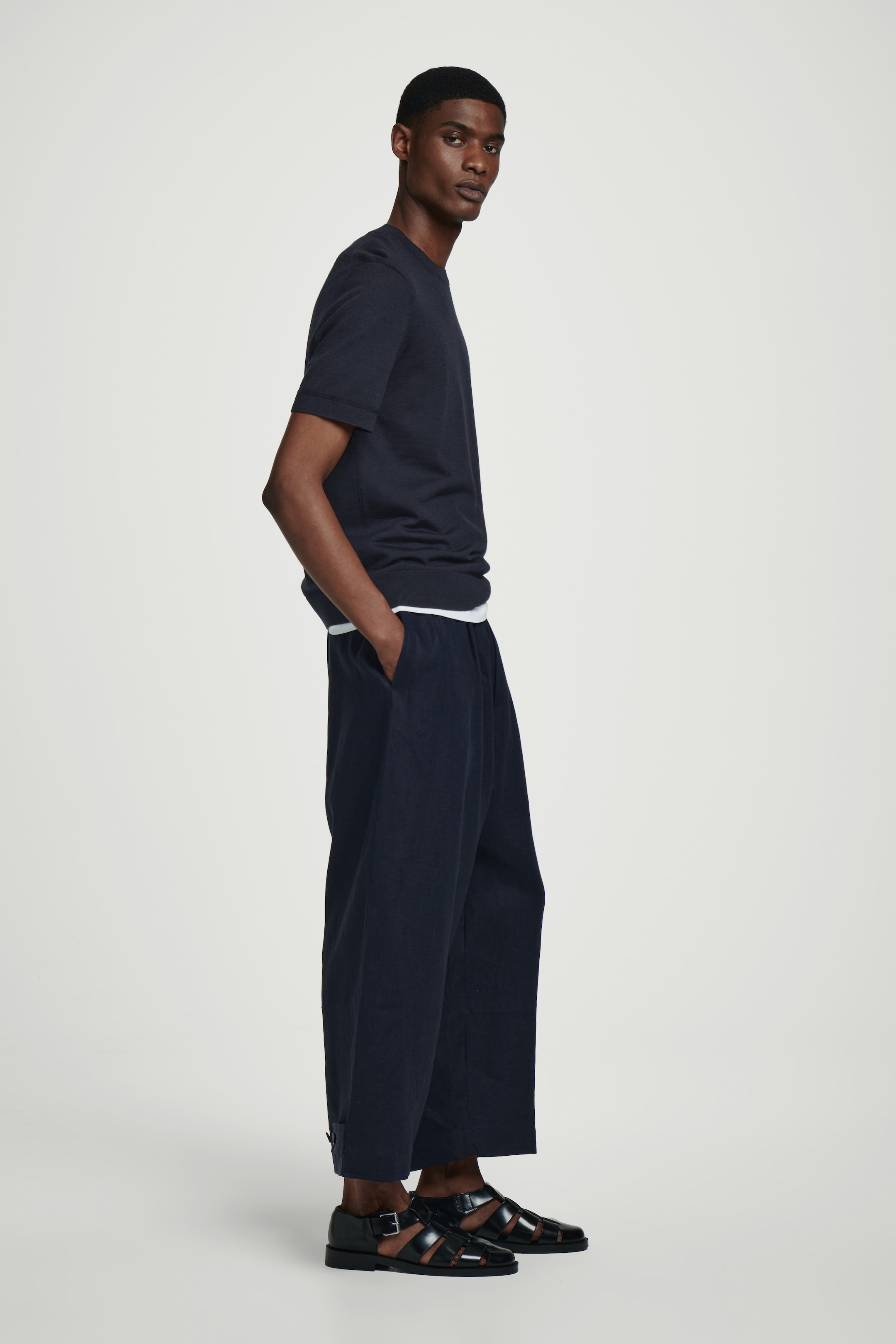 Ver imagen más grande: PANTALÓN ANCHO DE LINO CON CINTURA ELÁSTICA - AZUL MARINO - HOMBRE | H&M ES 5