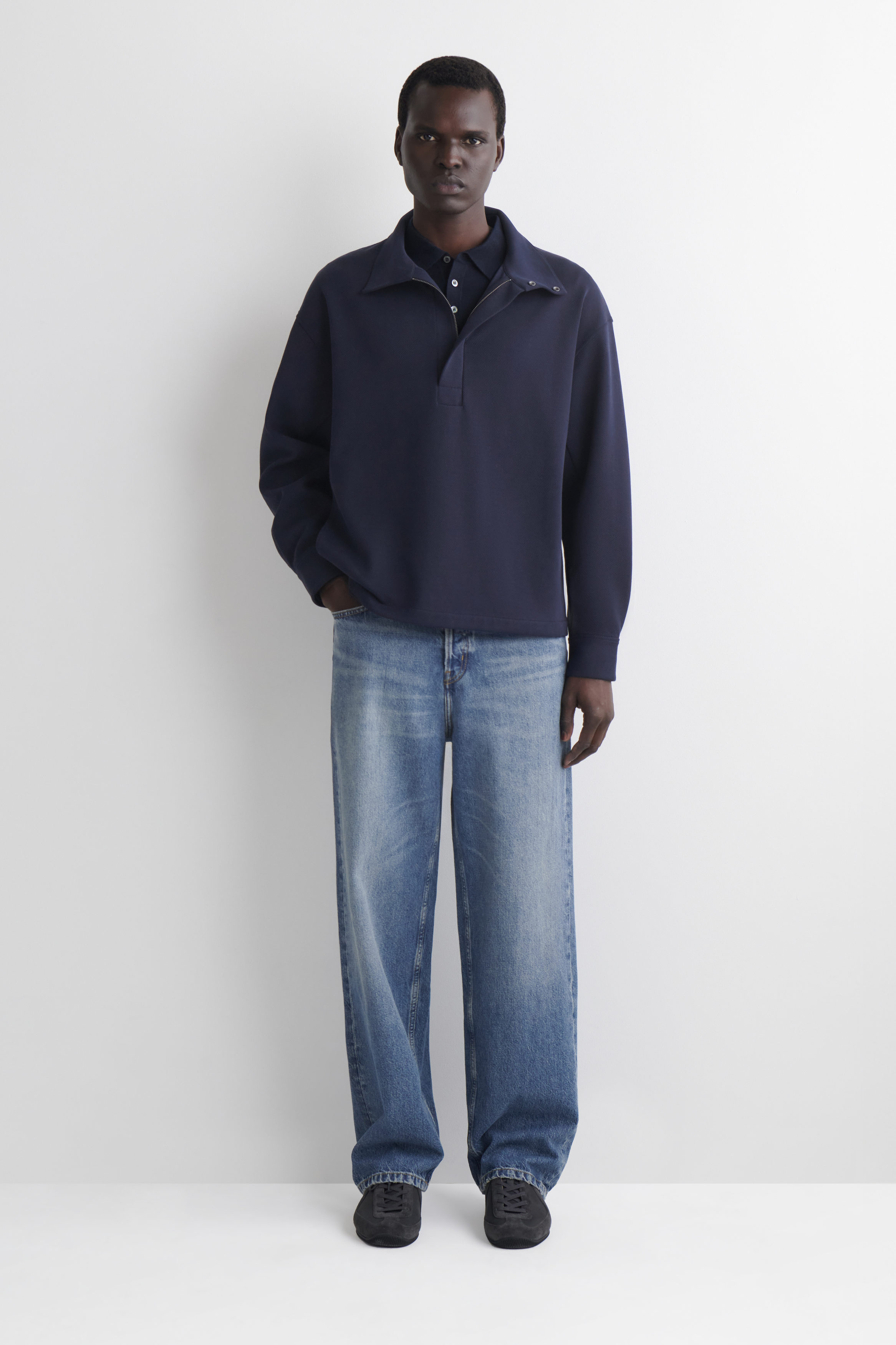 MOCK-NECK ZIP-UP SWEATSHIRT - NAVY | COS