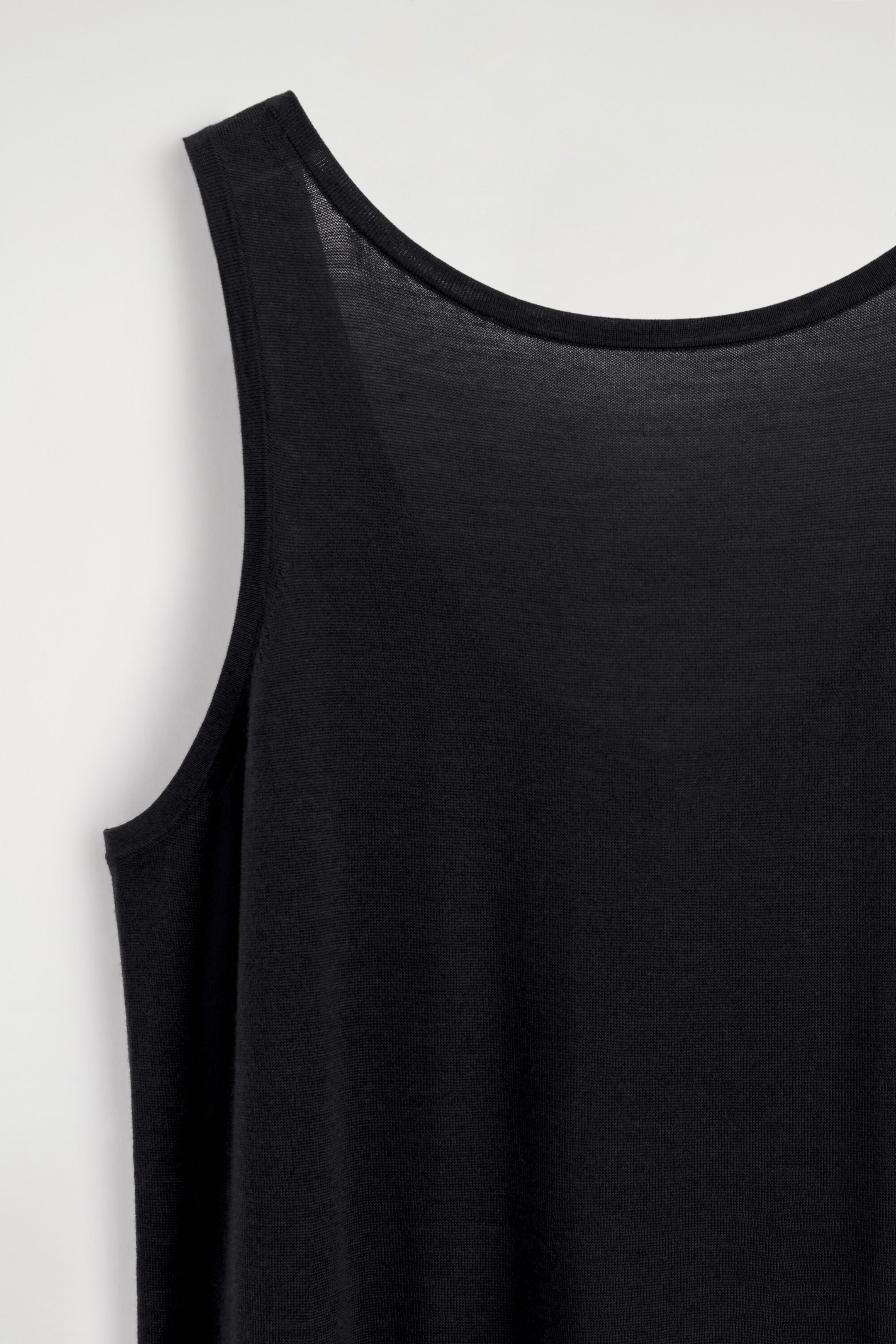 StillMedia/DescriptiveDetail