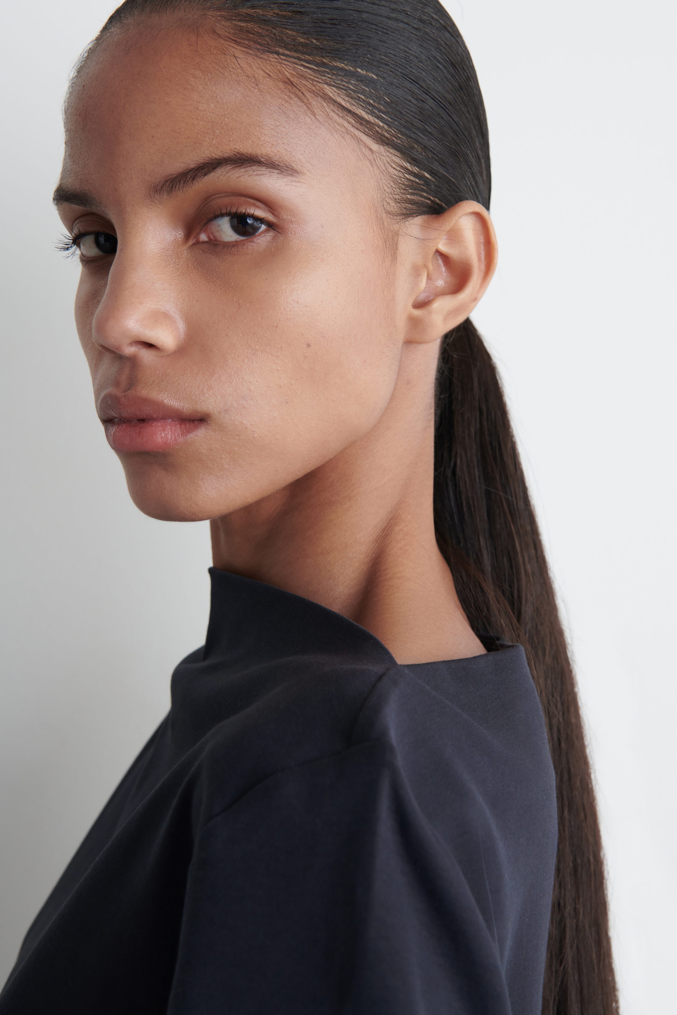 BOAT-NECK COTTON T-SHIRT