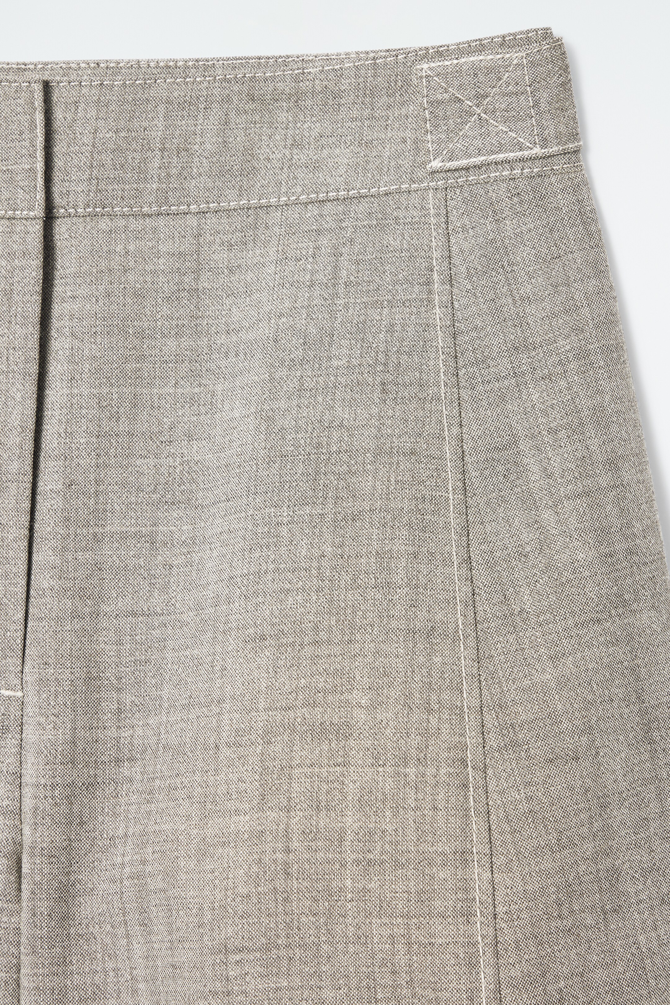Ingrandisci l'immagine: WOOL BARREL-LEG UTILITY TROUSERS - GREY MÉLANGE - DONNA | H&M CH 2