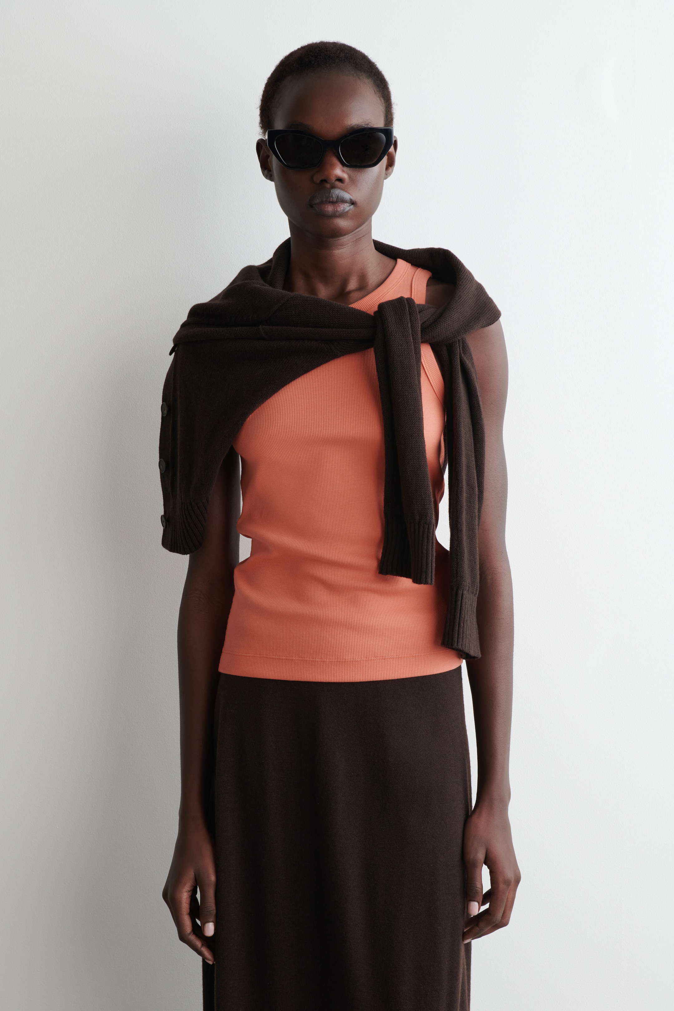 Grotere afbeelding bekijken: GERIBBELDE TANKTOP - ORANJE - DAMES | H&M BE 2