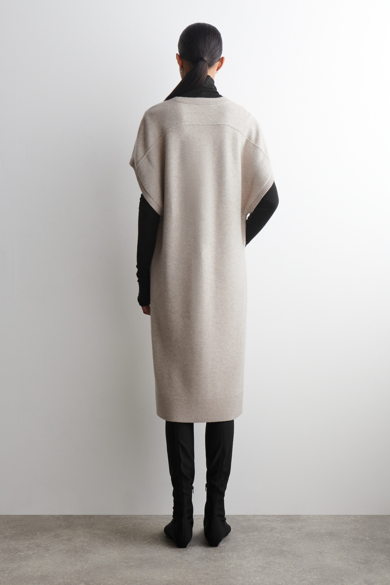 ROUNDED WOOL LONGLINE CARDIGAN — BEIGE MÉLANGE