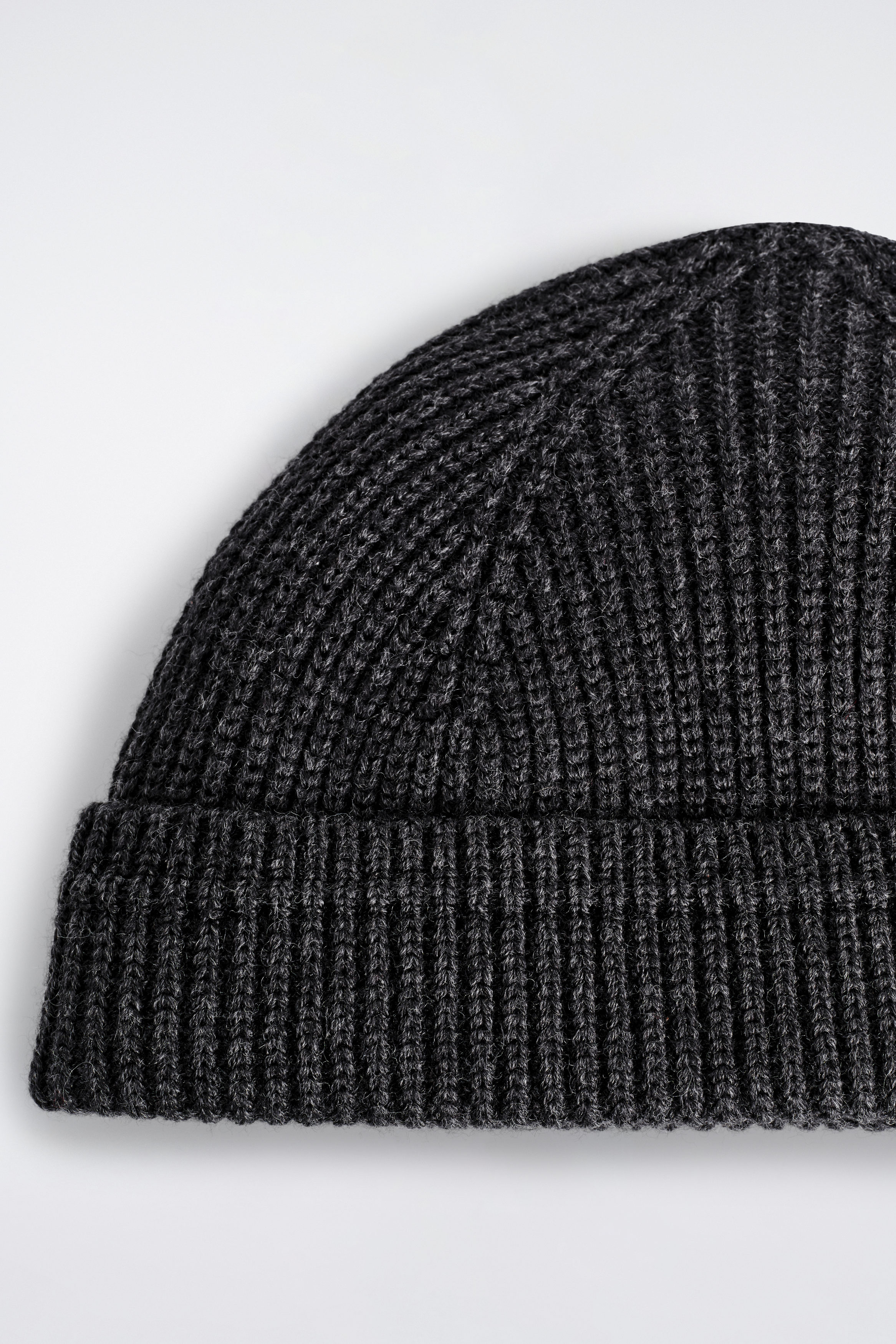 MEER. メーア WOOL KNIT BEANIE CHARCOAL MERINO WOOL KNIT BEANIE • Marine Serre