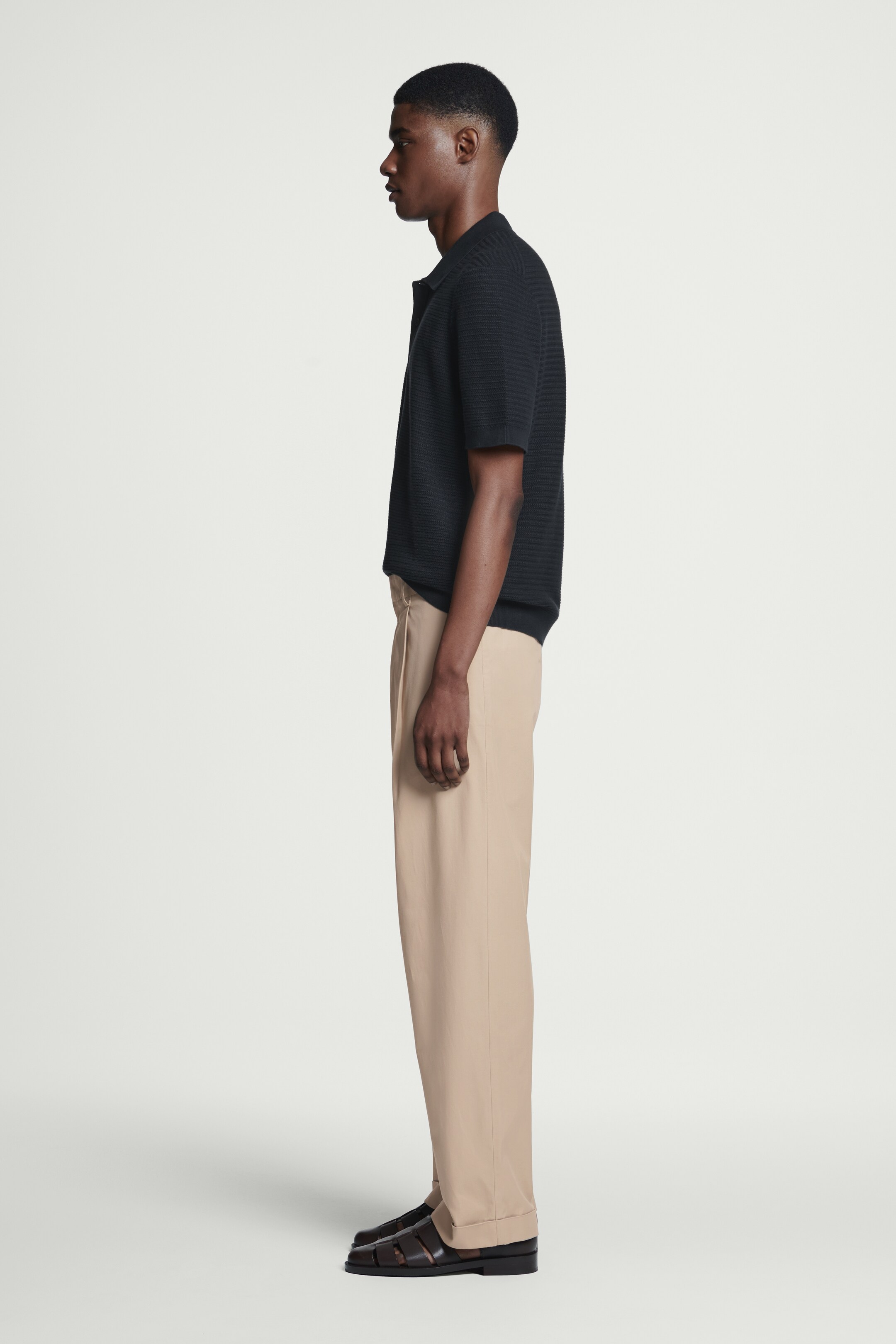 Vezi imaginea mai mare: TRICOU POLO DIN BUMBAC TEXTURAT - BLEUMARIN - BĂRBAŢI | H&M RO 3