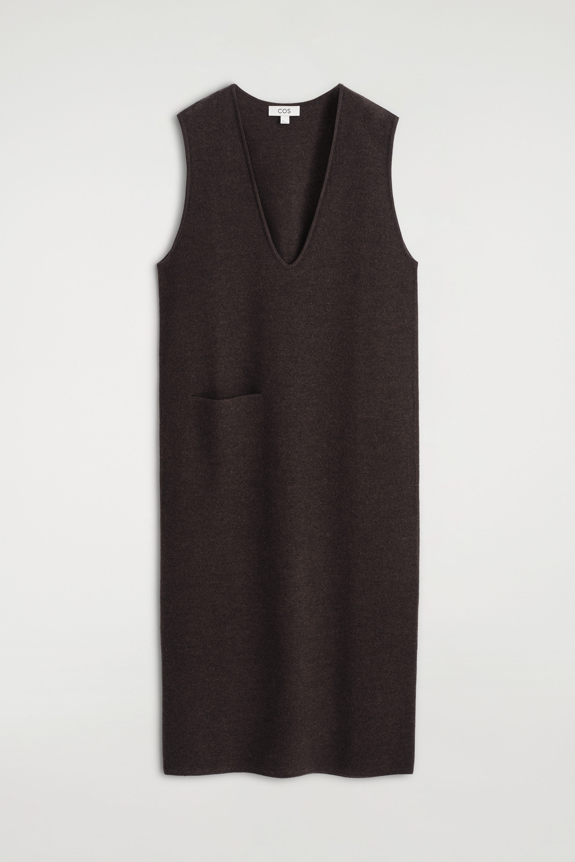 COS  DEEP V-NECK SLEEVELESS TOP
ブラック32 COS Deep V-Neck Sleeveless Top | endource